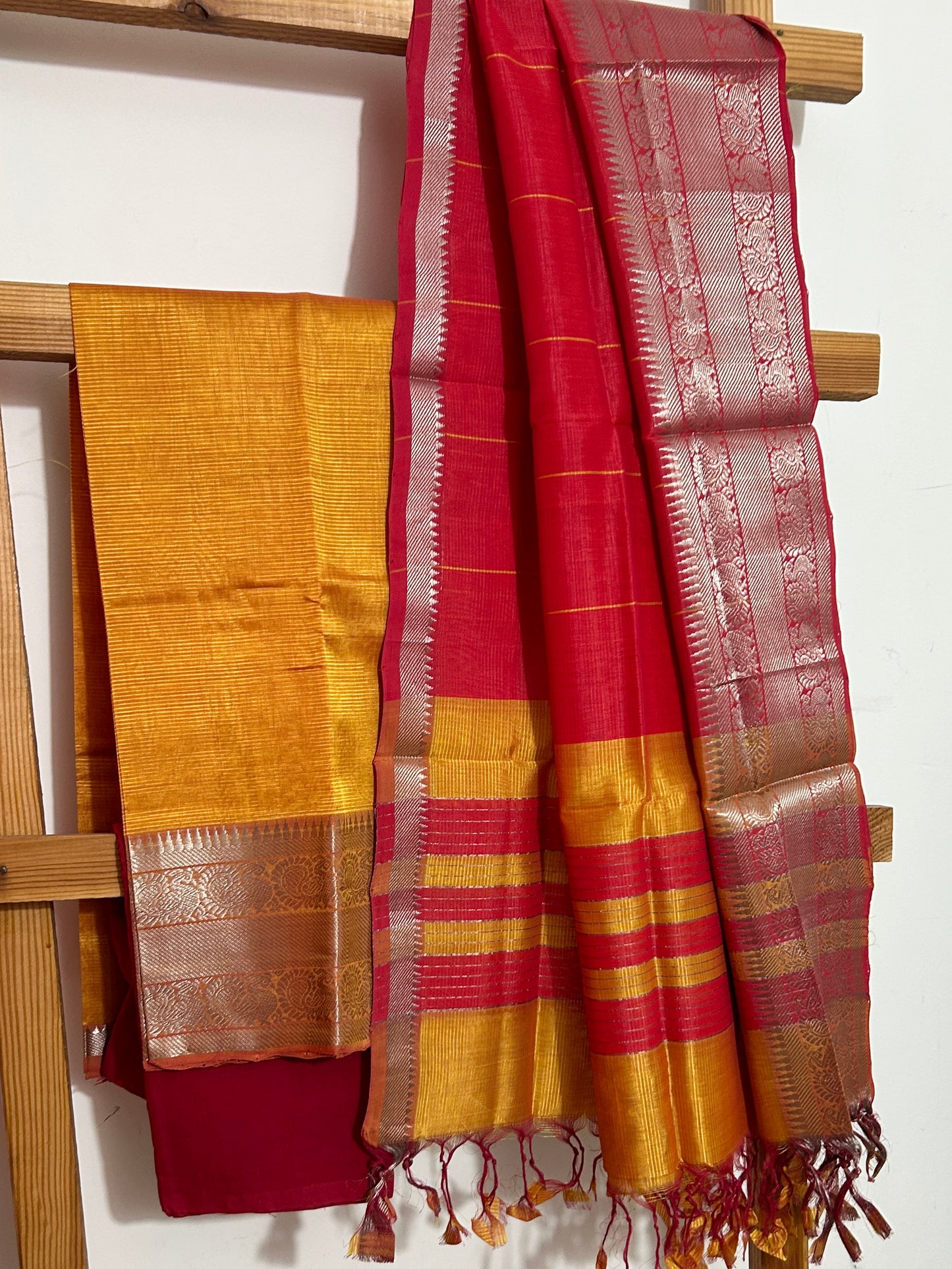 Mangalagiri Silk Dress Material with kanchi Border