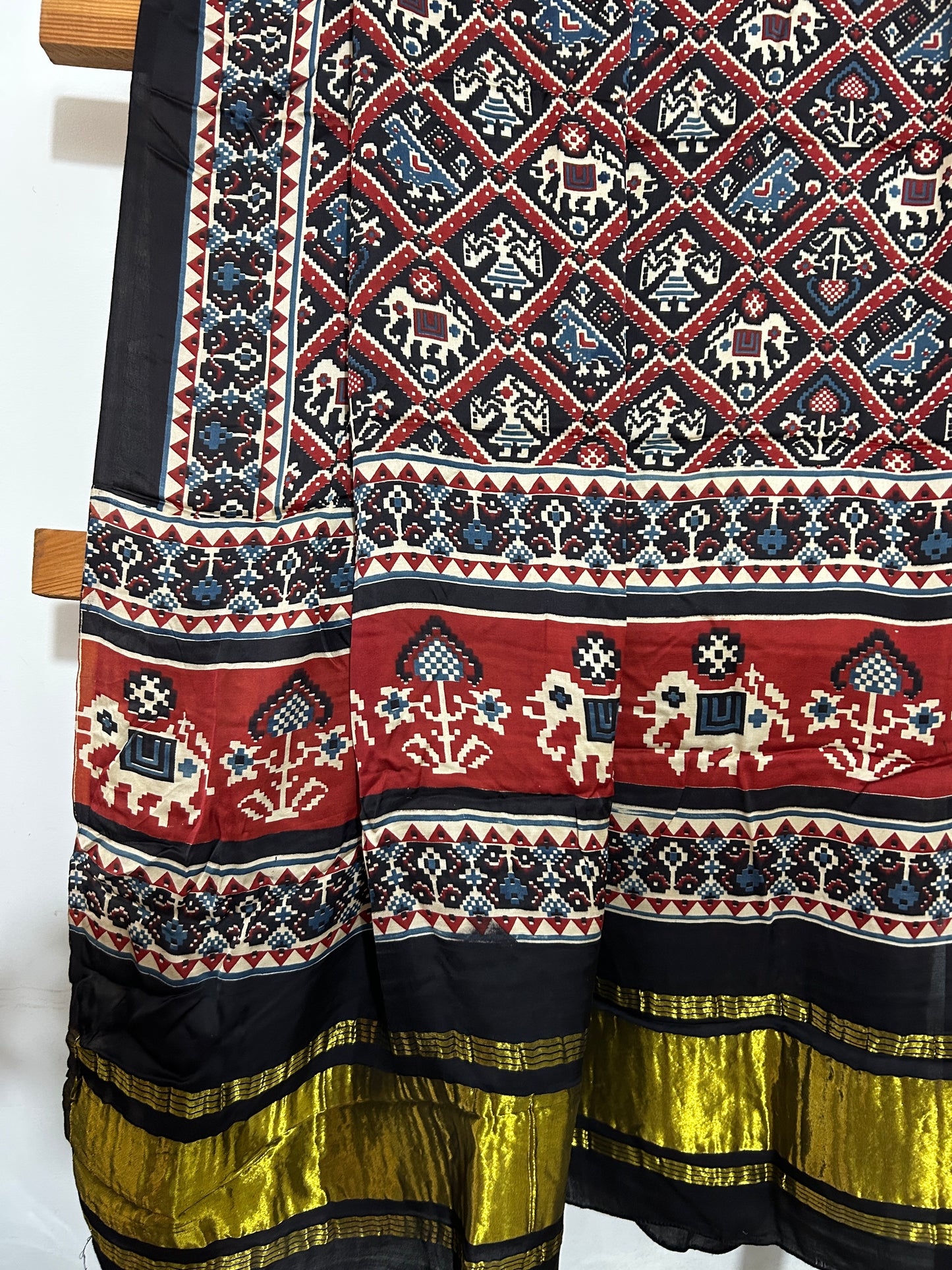 Patola Print Modal Silk Dupatta with Lagdi Pallu