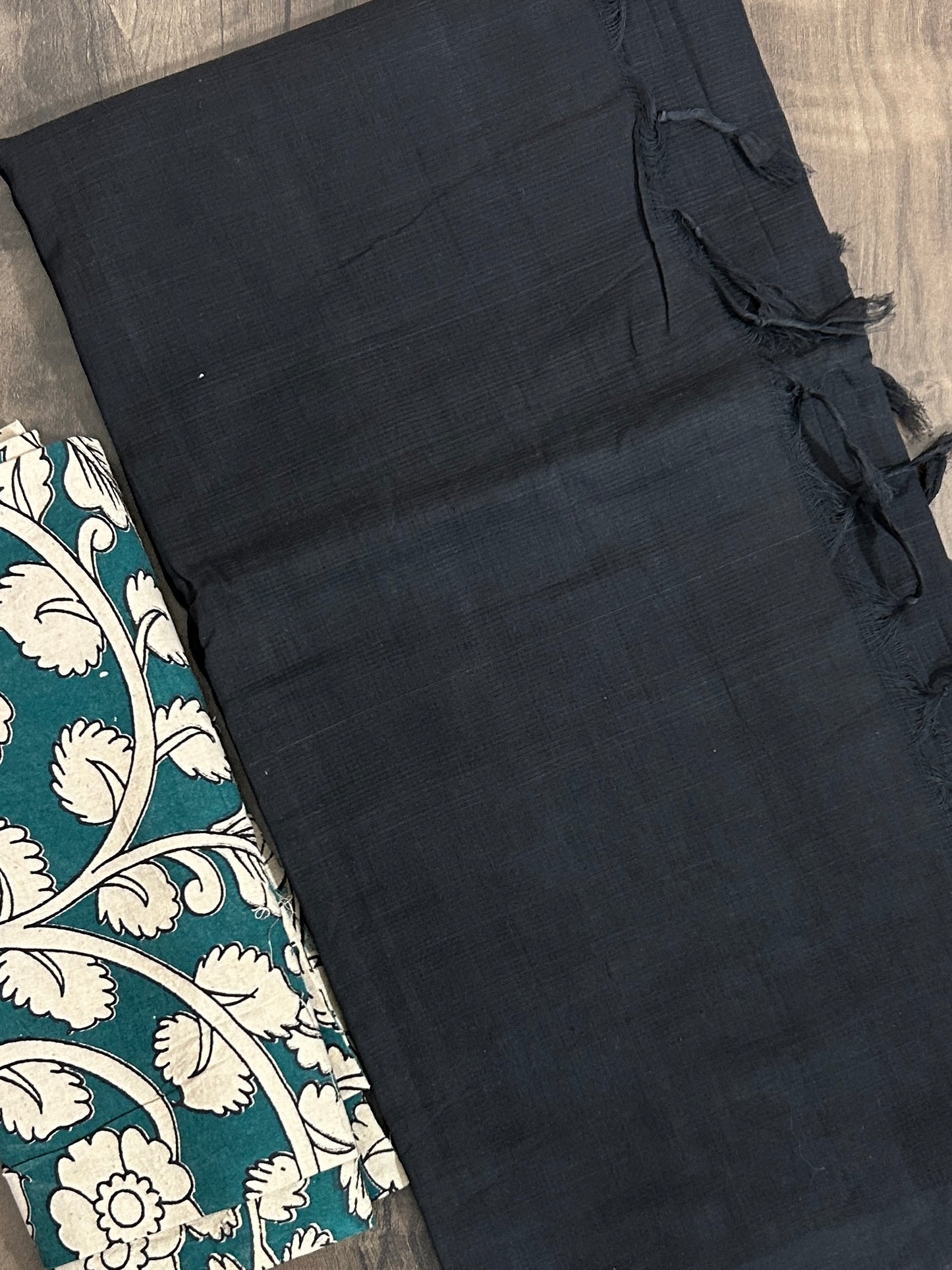 Mangalagiri Hand Woven Cotton Saree with extra Blouse