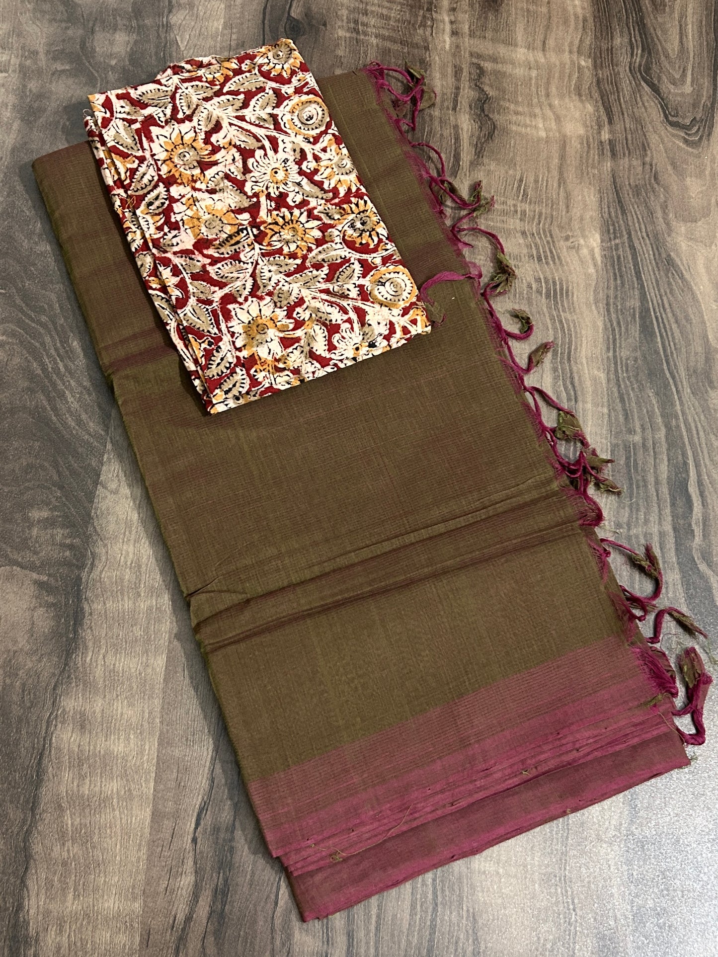 Mangalagiri Hand Woven Soft Cotton Saree with extra Blouse #