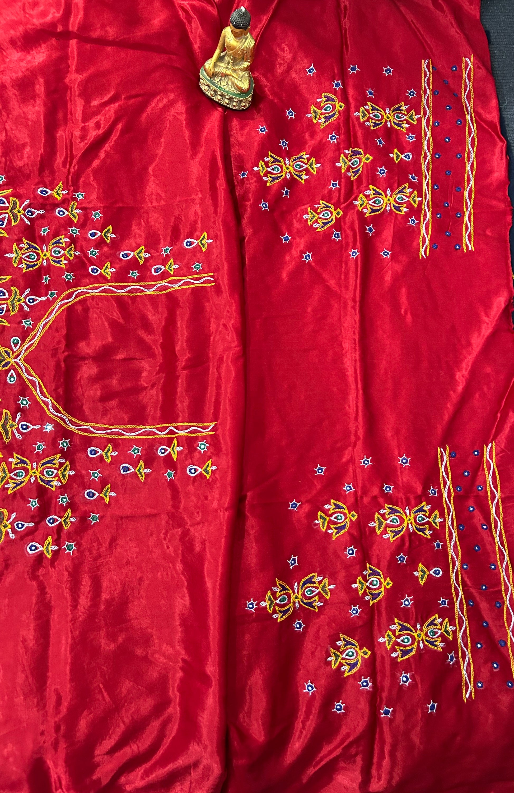 Kutchh Work Mashroo Silk Blouse Piece