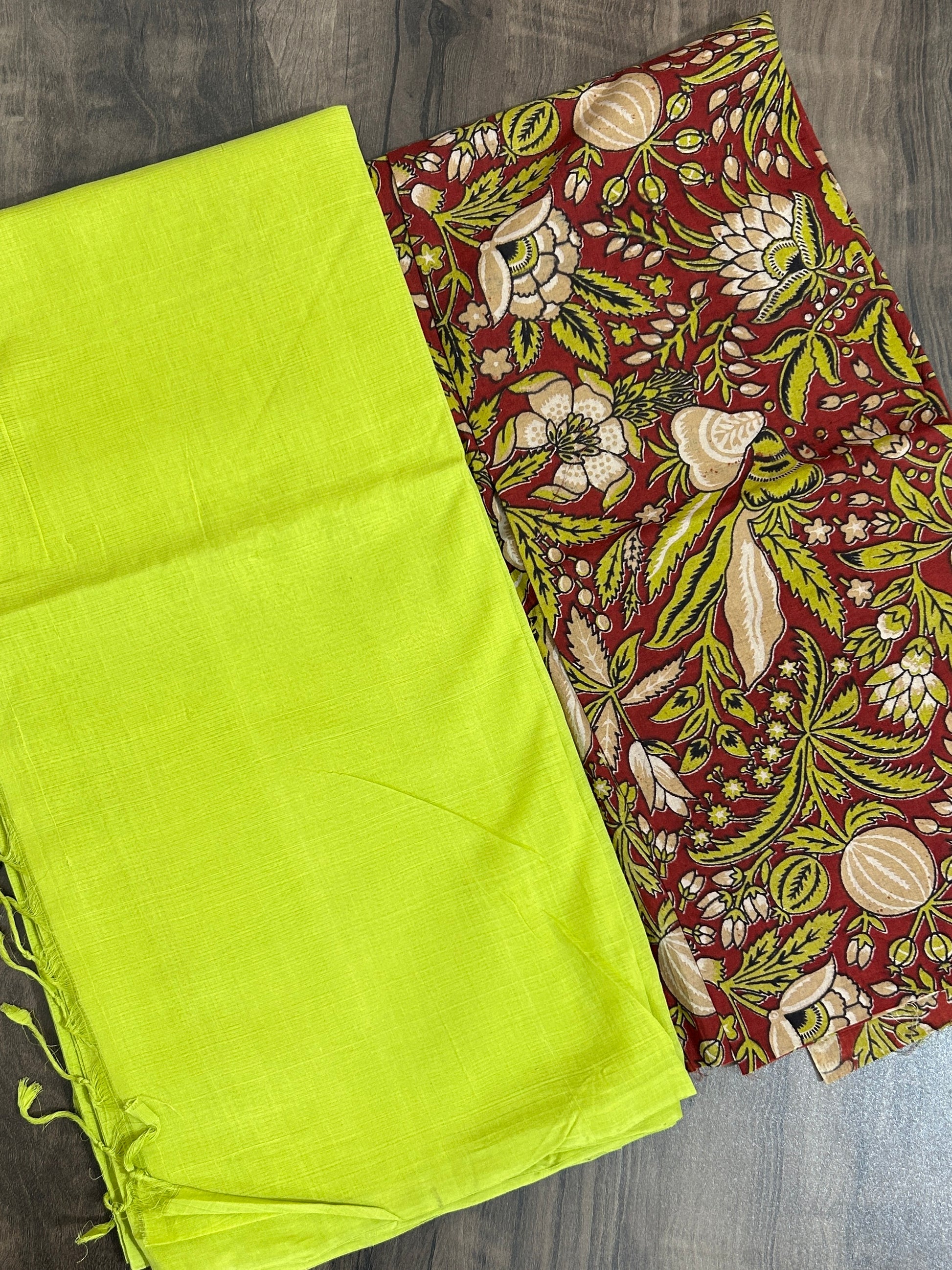 Mangalagiri Hand Woven Cotton Saree with Extra Blouse