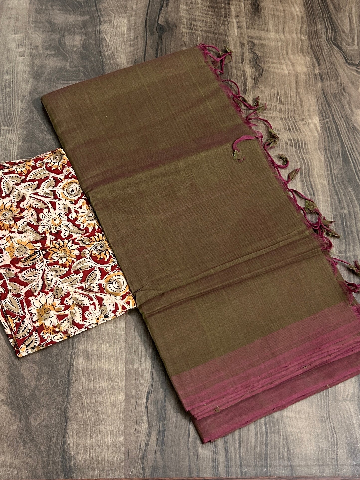 Mangalagiri Hand Woven Soft Cotton Saree with extra Blouse #