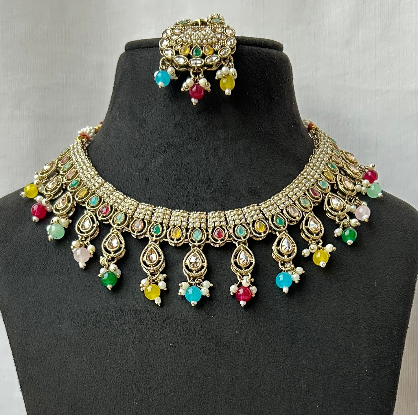 4 piece Kundan Necklace