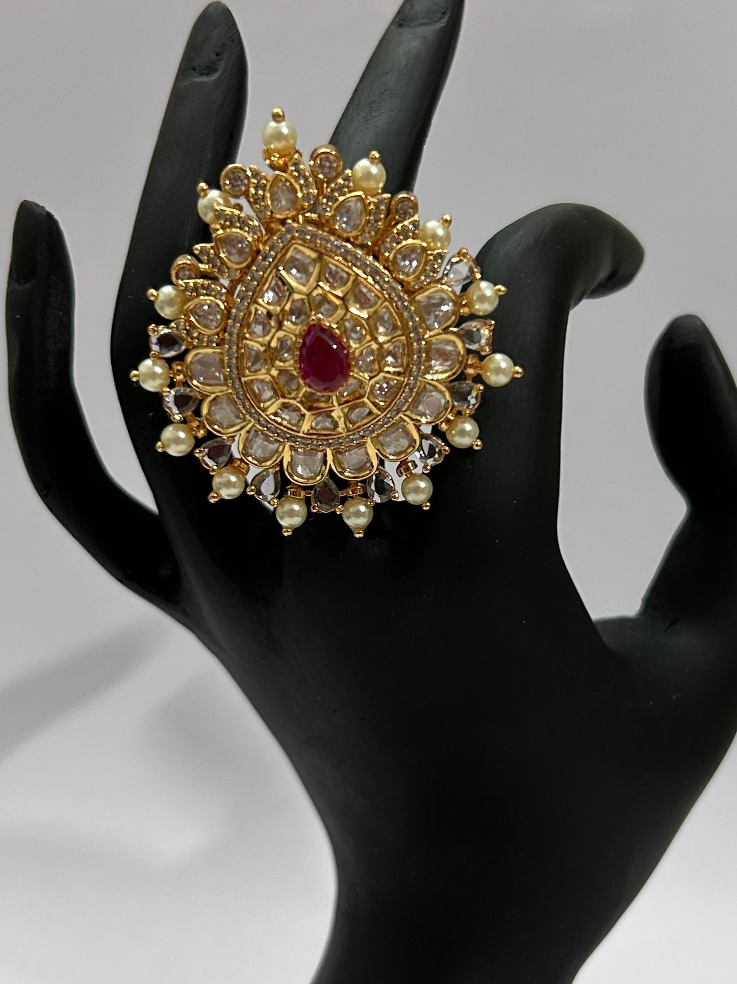 Kundan Cocktail Finger Ring