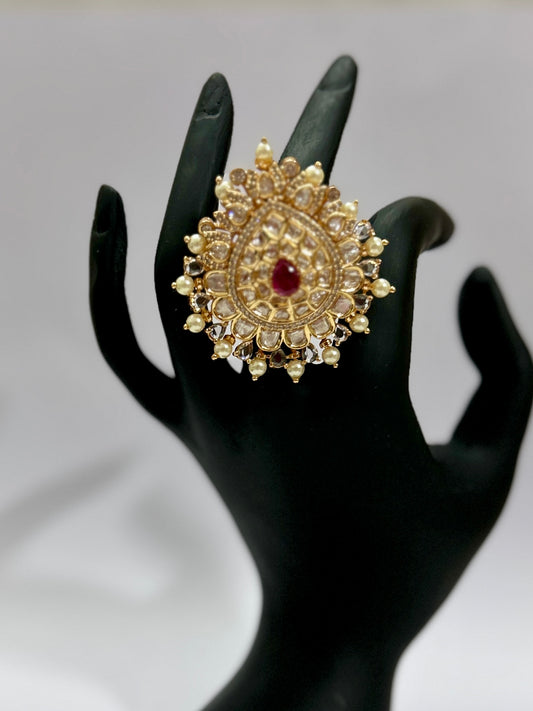 Kundan Cocktail Finger Ring