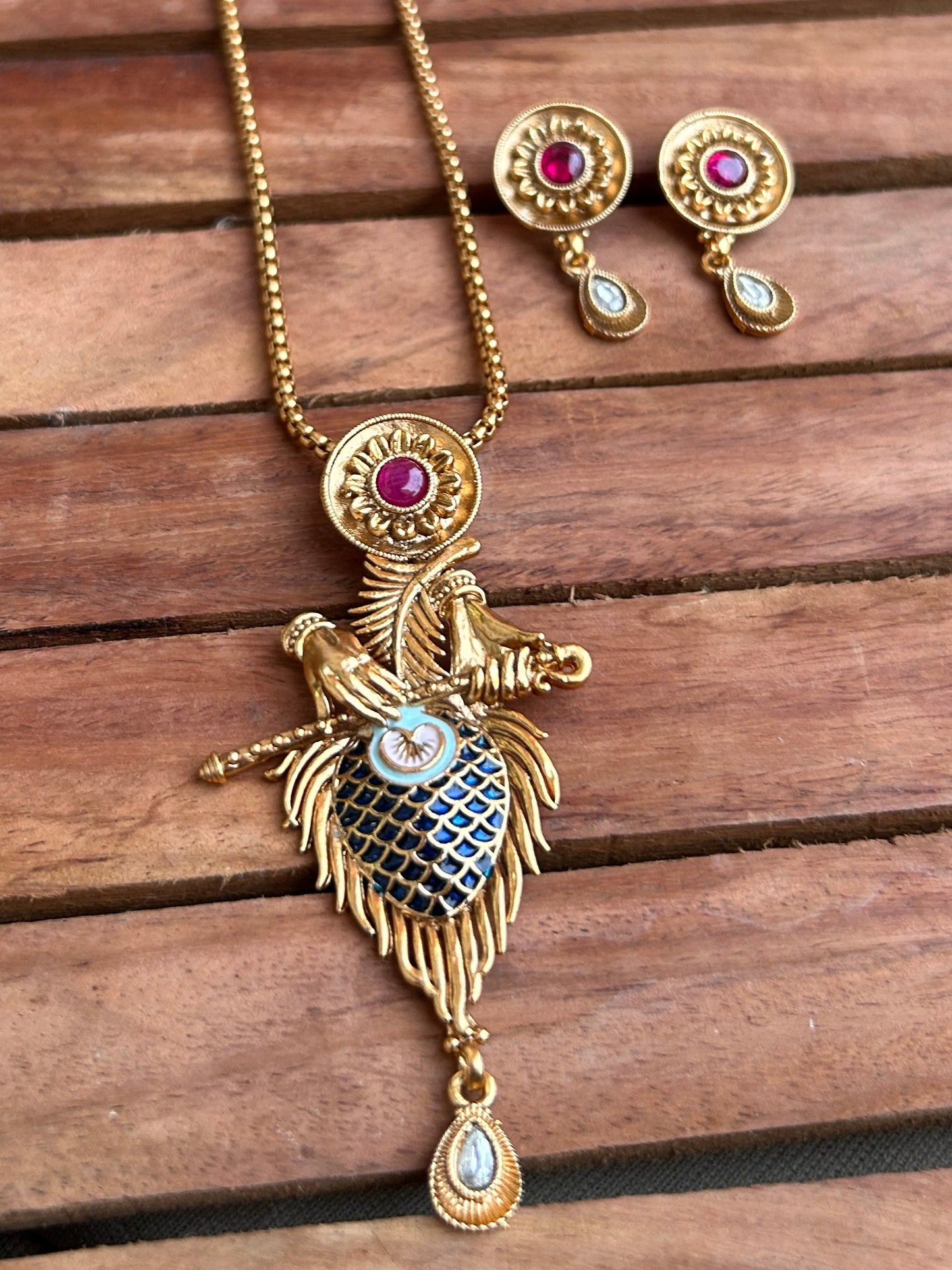 Krishna Gold Polish Set with Earrings