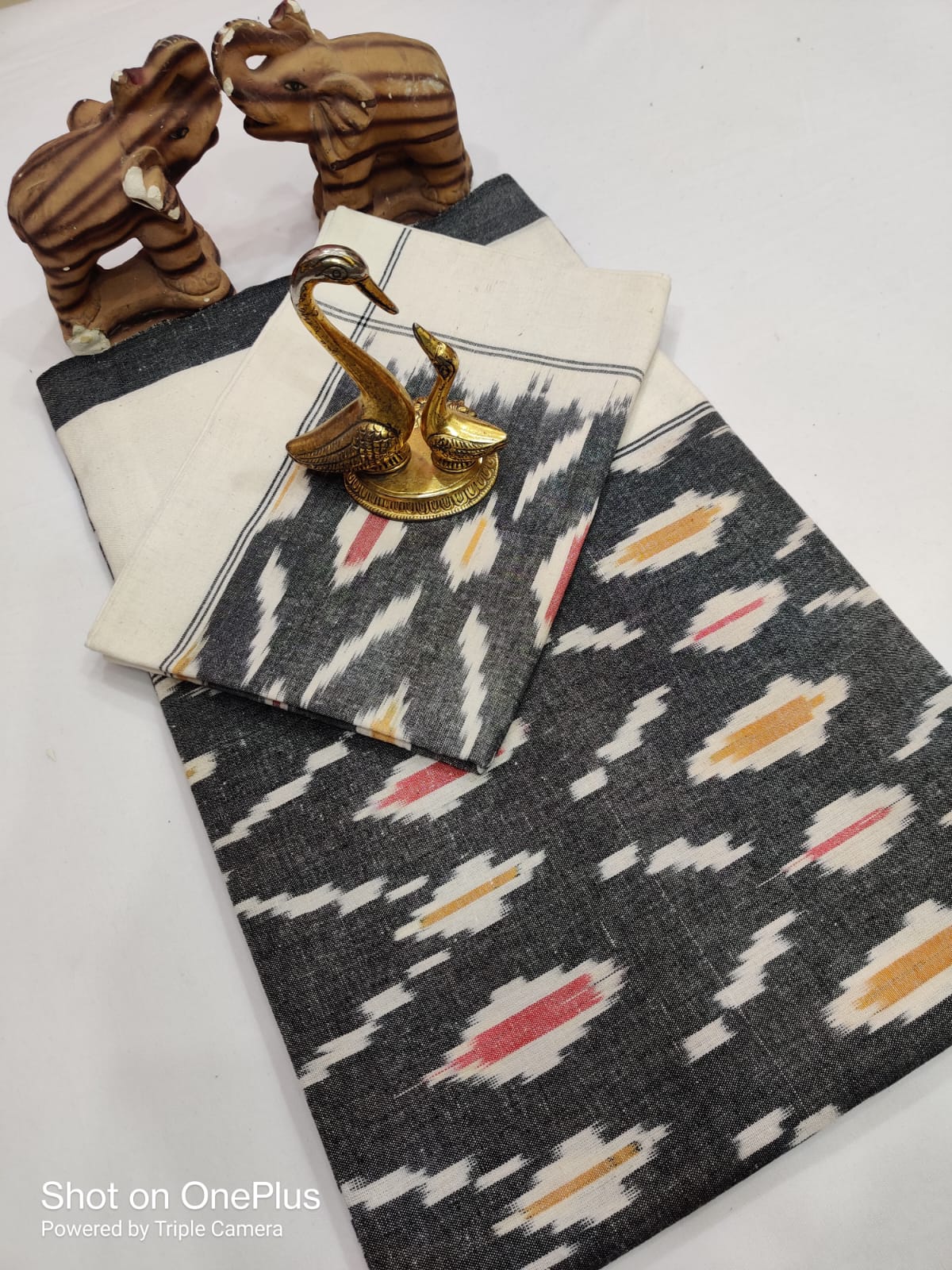 Ikat Double Cot Cotton Bedsheet