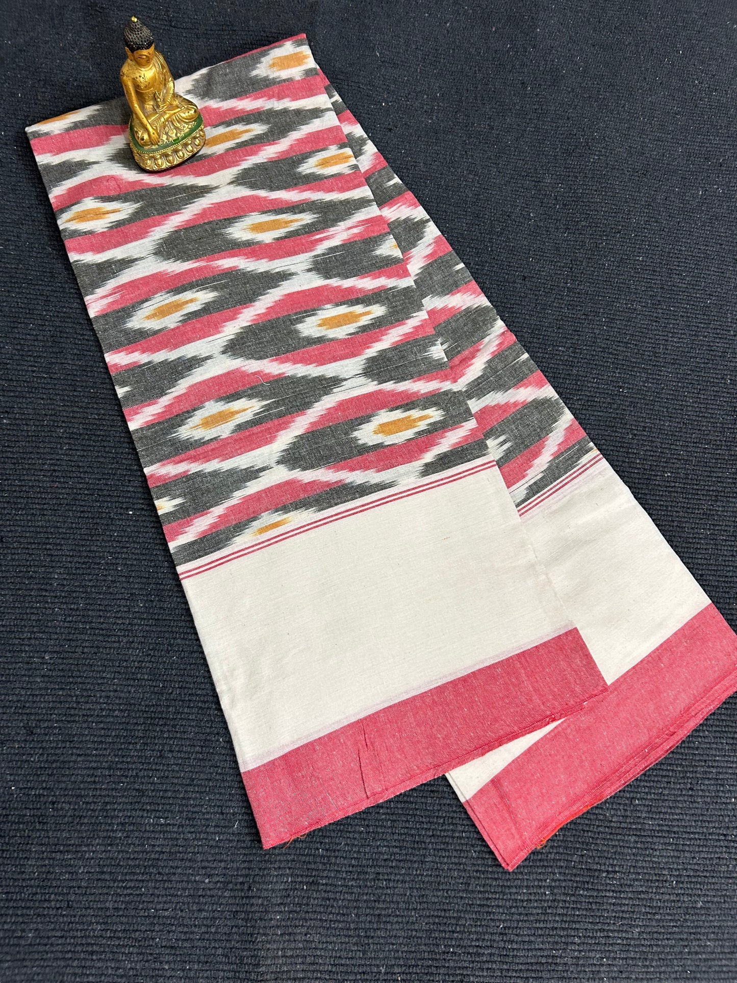 Ikat Cotton bedsheet