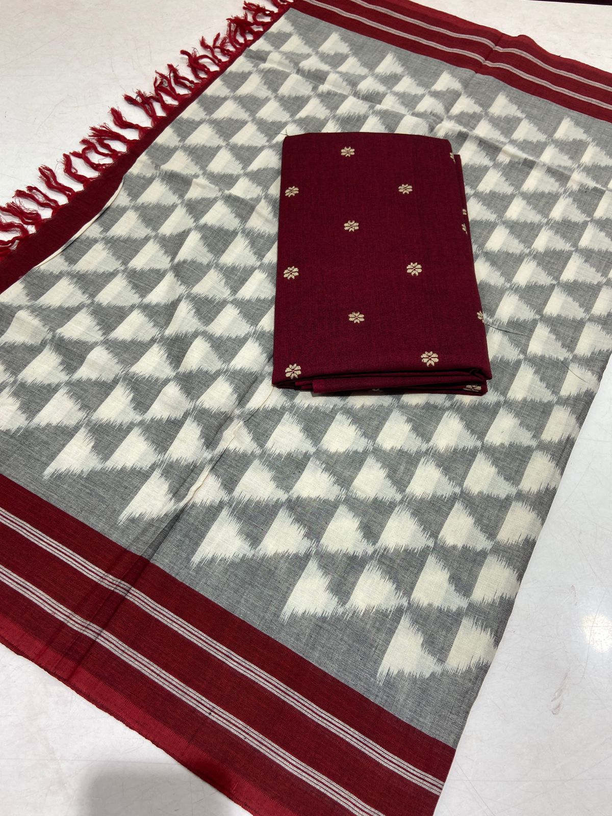 Handloom Cotton weaving booti Top with Ikat Cotton Dupatta