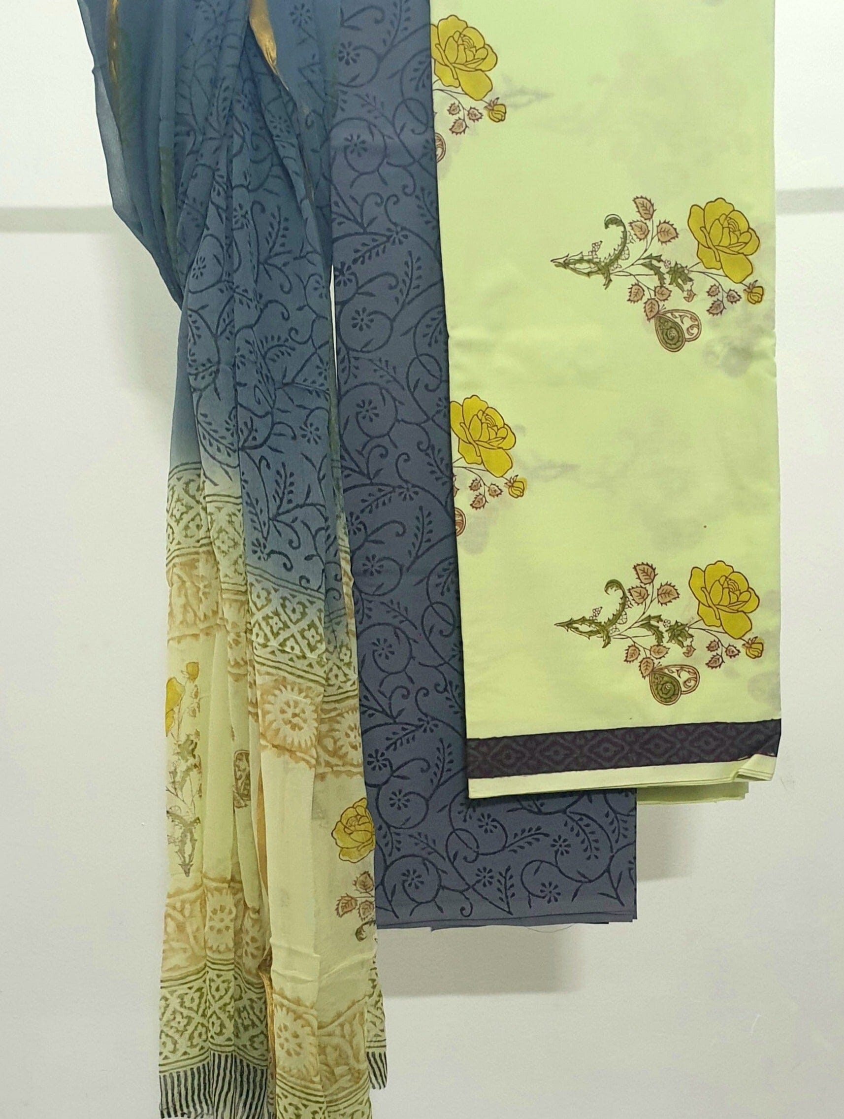 Cotton Block Print Dress Material with Zari Border Chiffon Dupatta