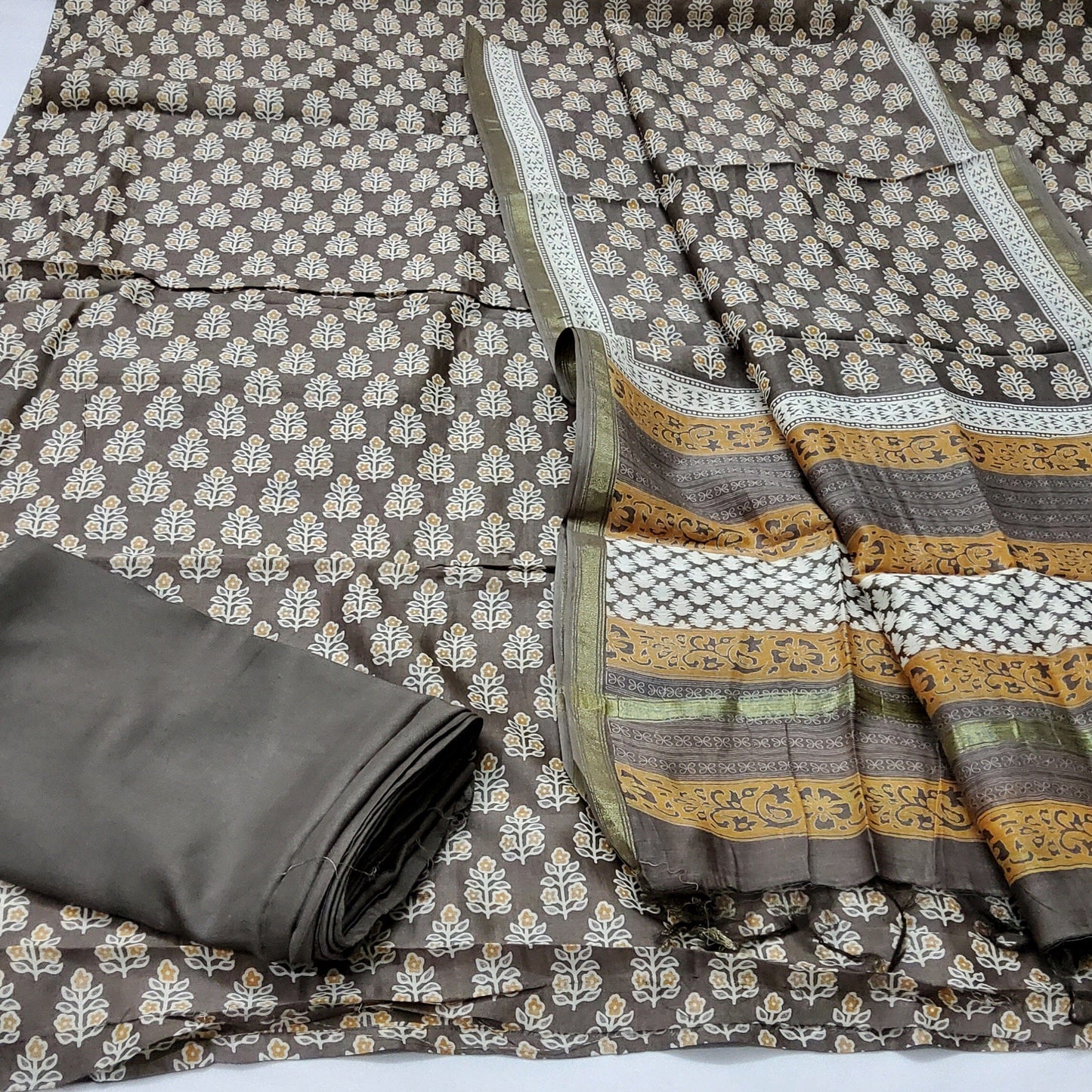 Dabu Silk Cotton Salwar Suit