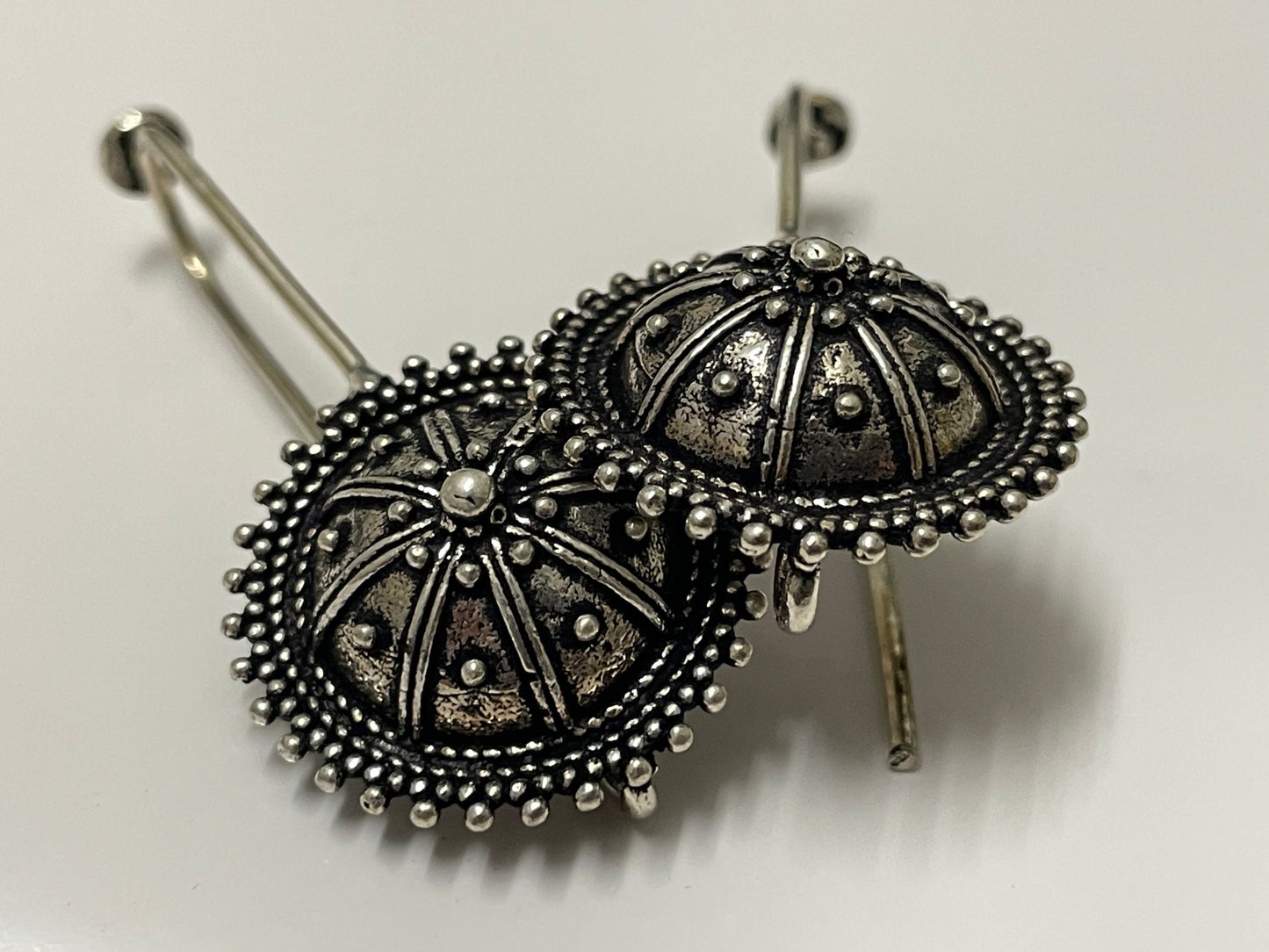Designer Metal Bugudi