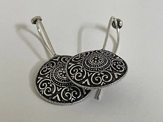 Designer Metal Bugudi