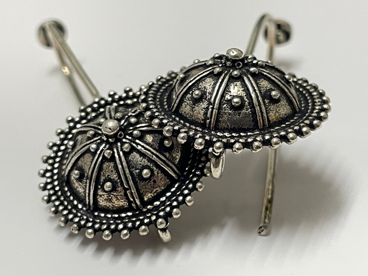 Designer Metal Bugudi