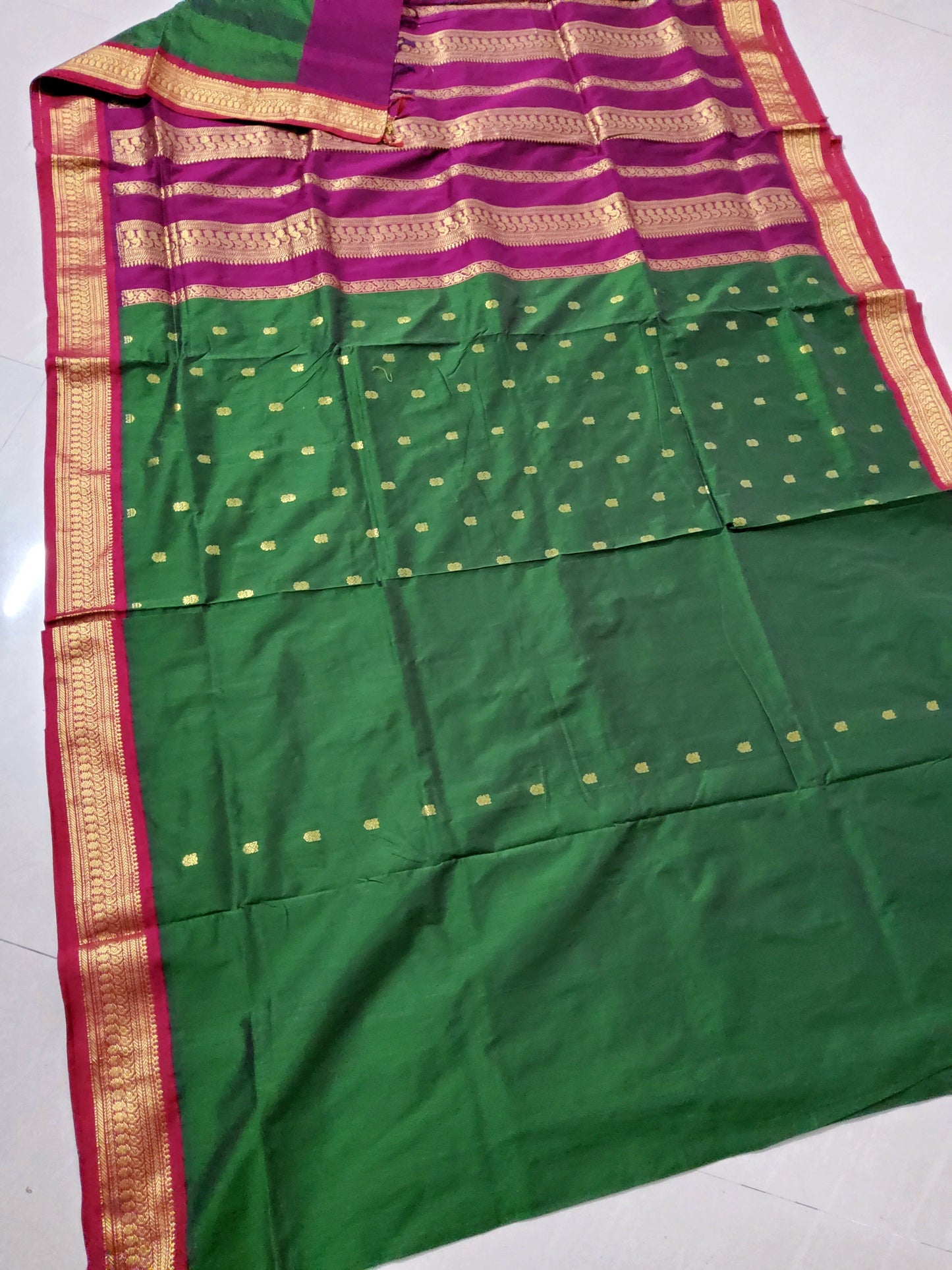 Gadhwal Cotton Saree with Contrast blouse