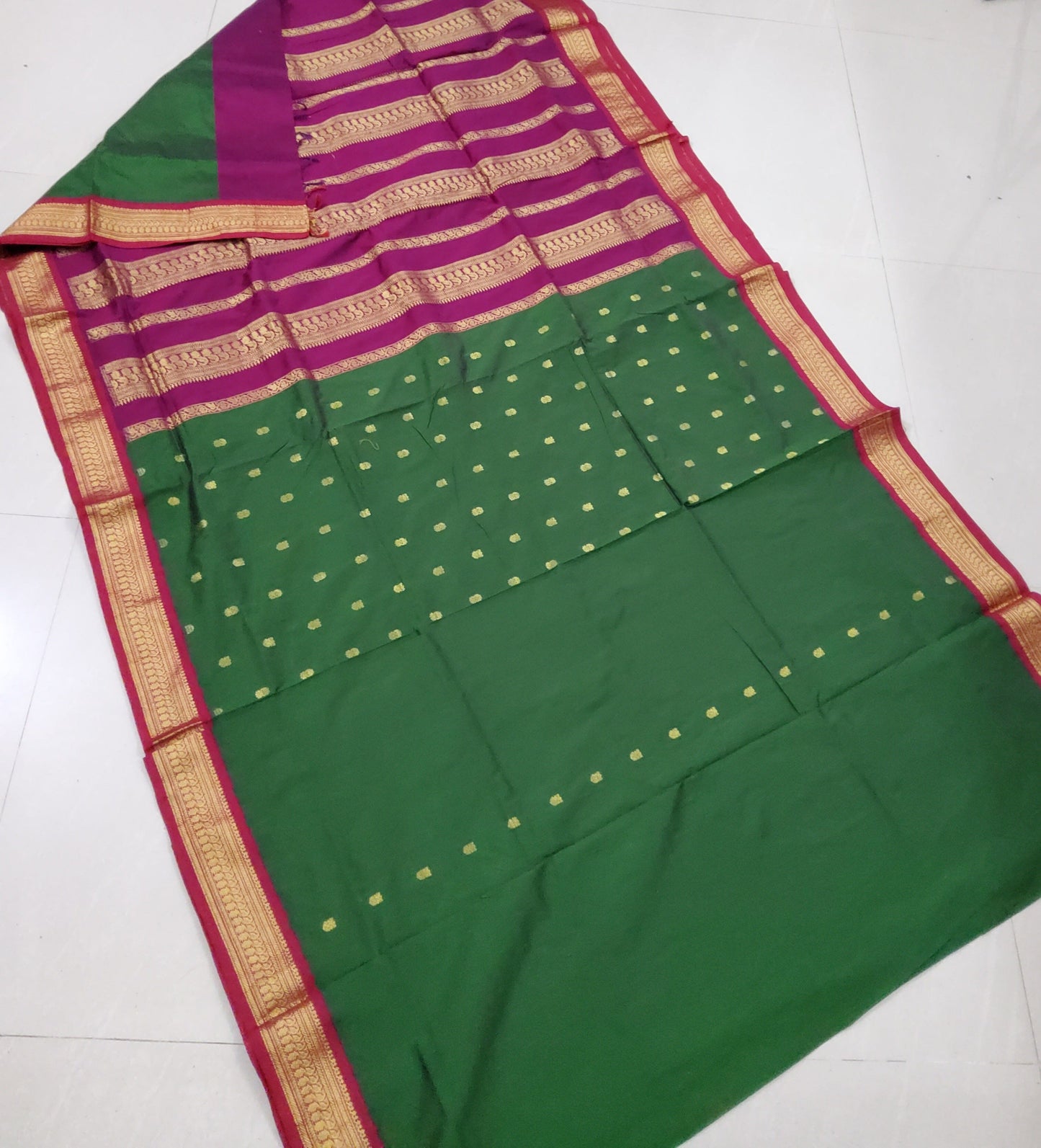 Gadhwal Cotton Saree with Contrast blouse