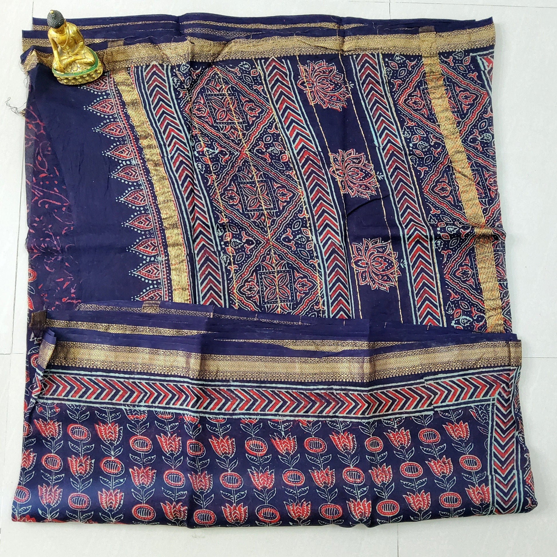 Hand Block Print Maheshwari Silk Saree with Gold zari Border
