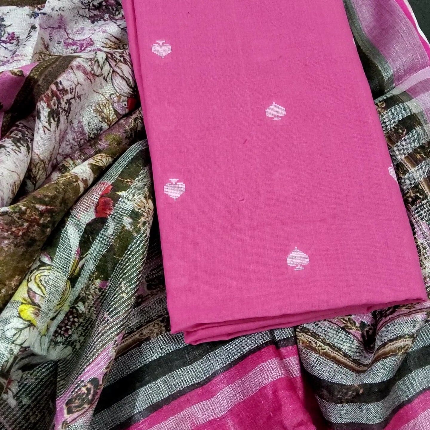 Handloom Cotton Top with Linen Dupatta