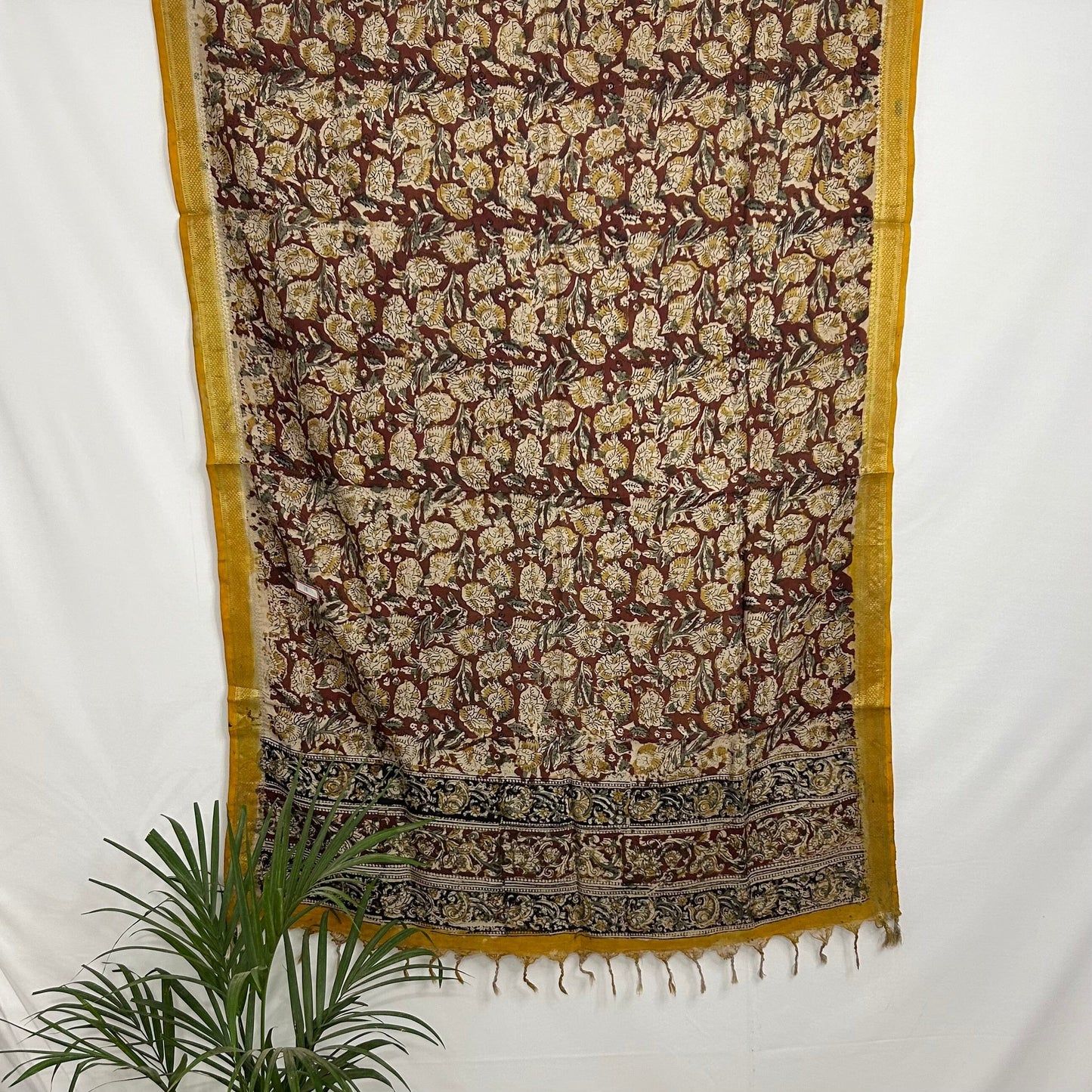 Kalamkari Silk Dupatta with zari Bor