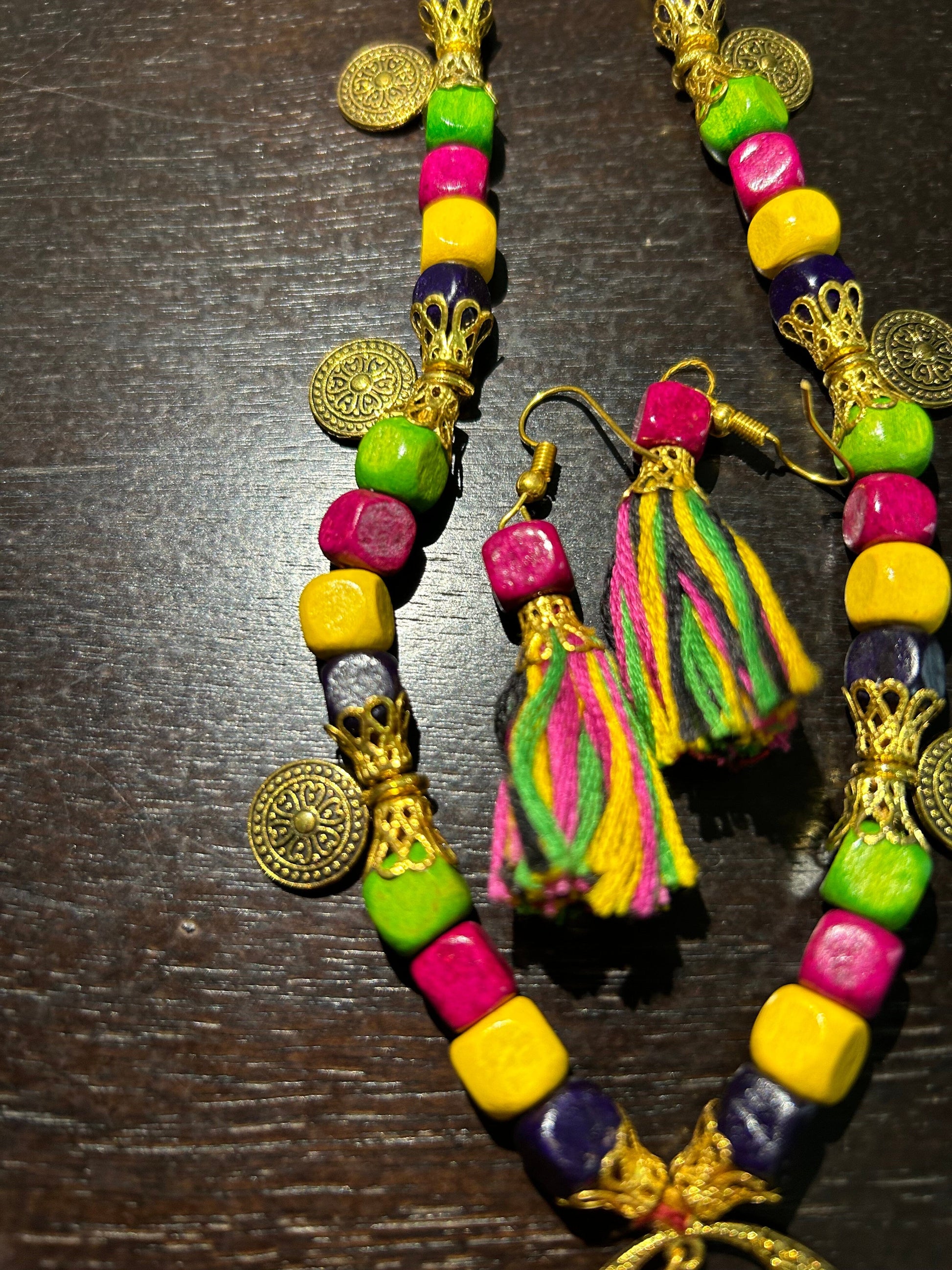 Kutchh Neck Piece with Earrings
