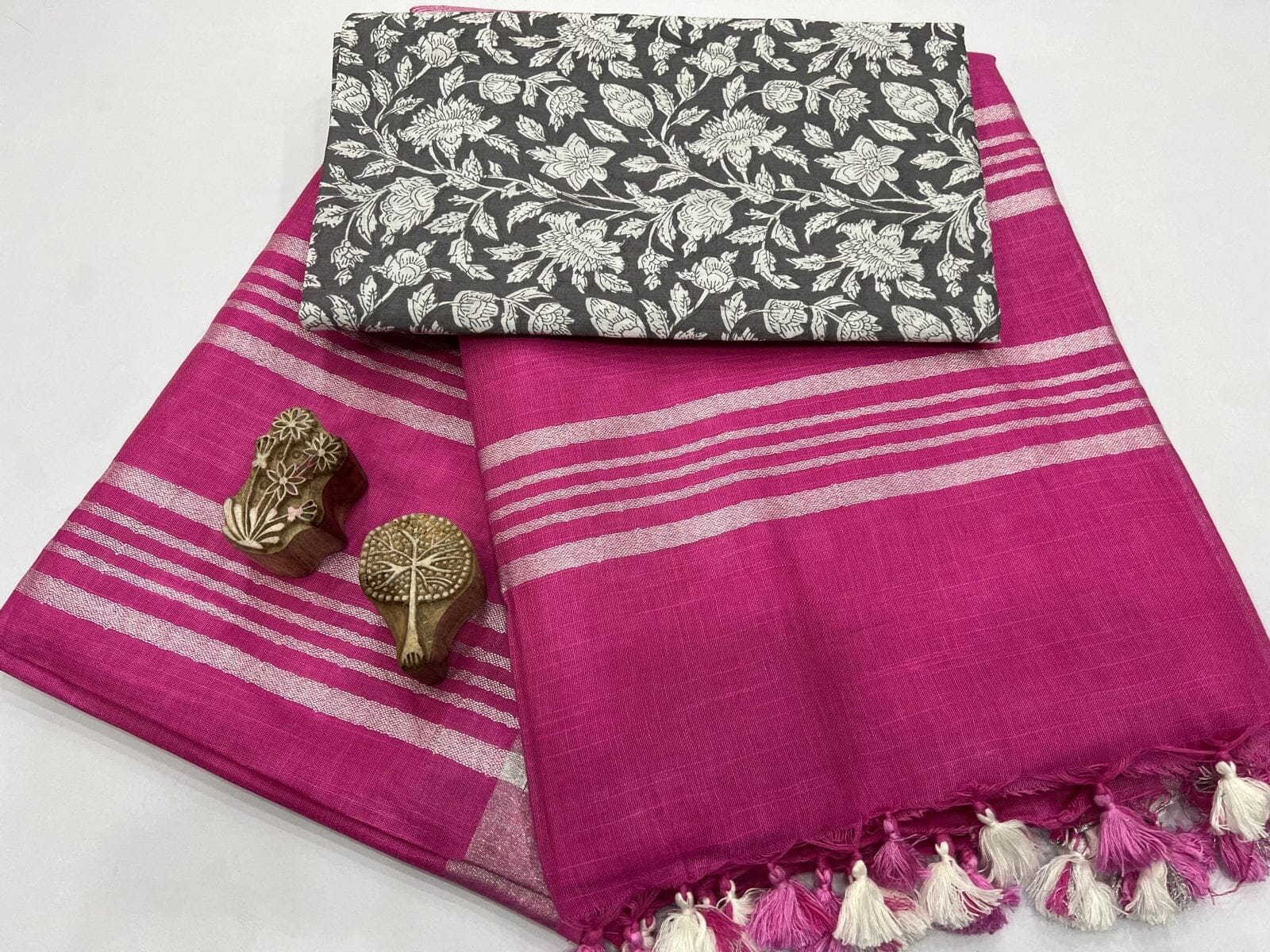 Linen Saree with extra BlockPrinted Blouse