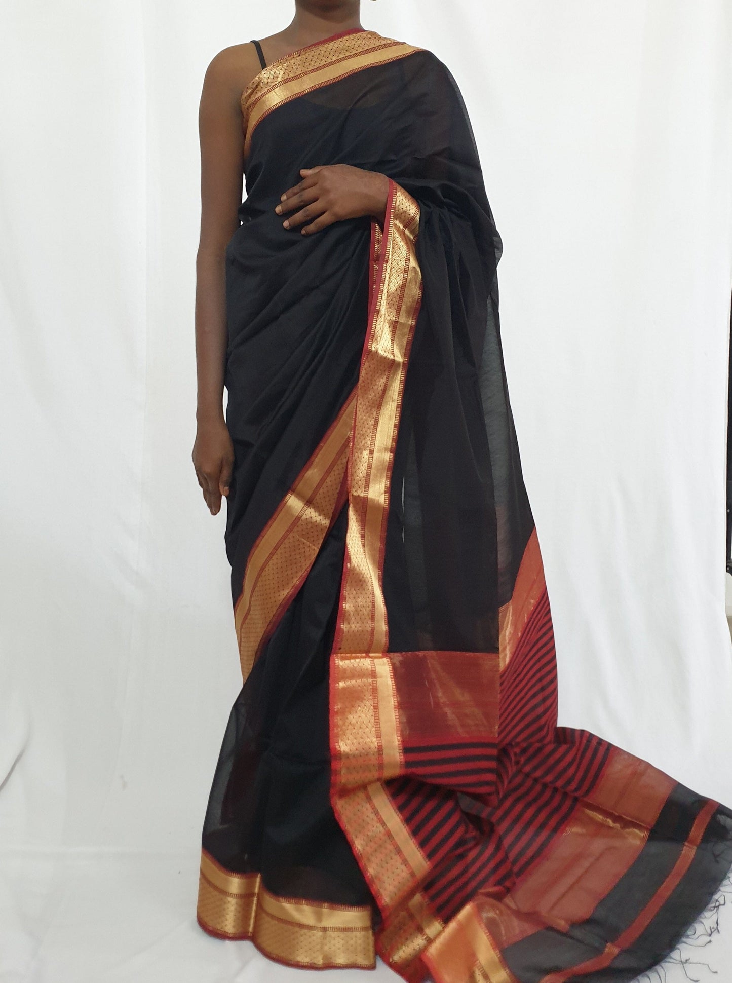 Maheshwari Silk Cotton Saree with Blouse