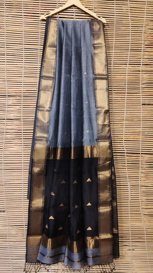 Maheshwari Silk Cotton Handloom Saree with All Over Bootis