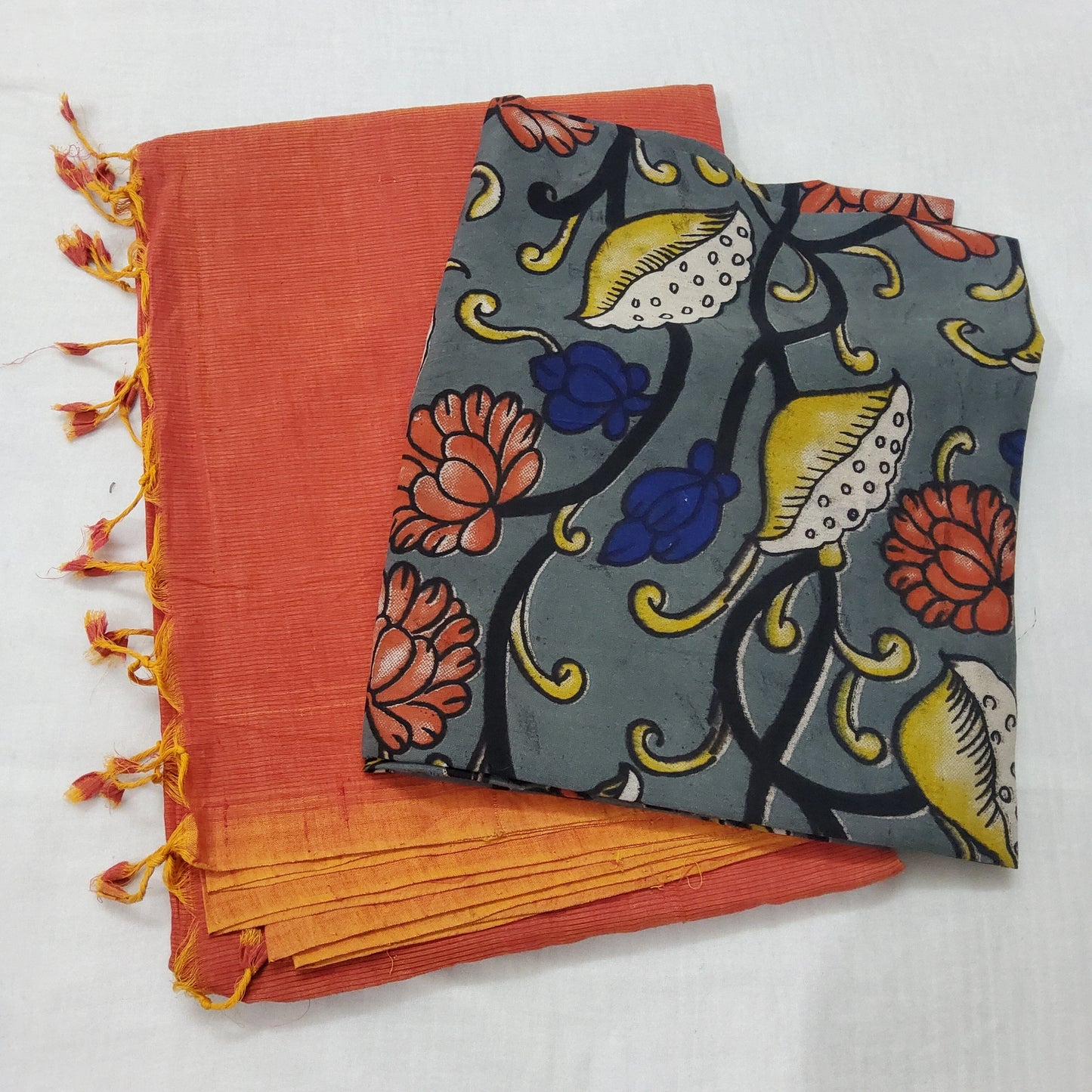 Mangalagiri Hand Woven Cotton Saree with extra Blouse