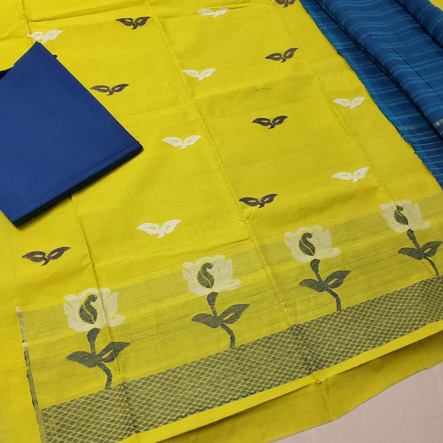 Mangalgiri Cotton Dress Material with Weaving Bootis