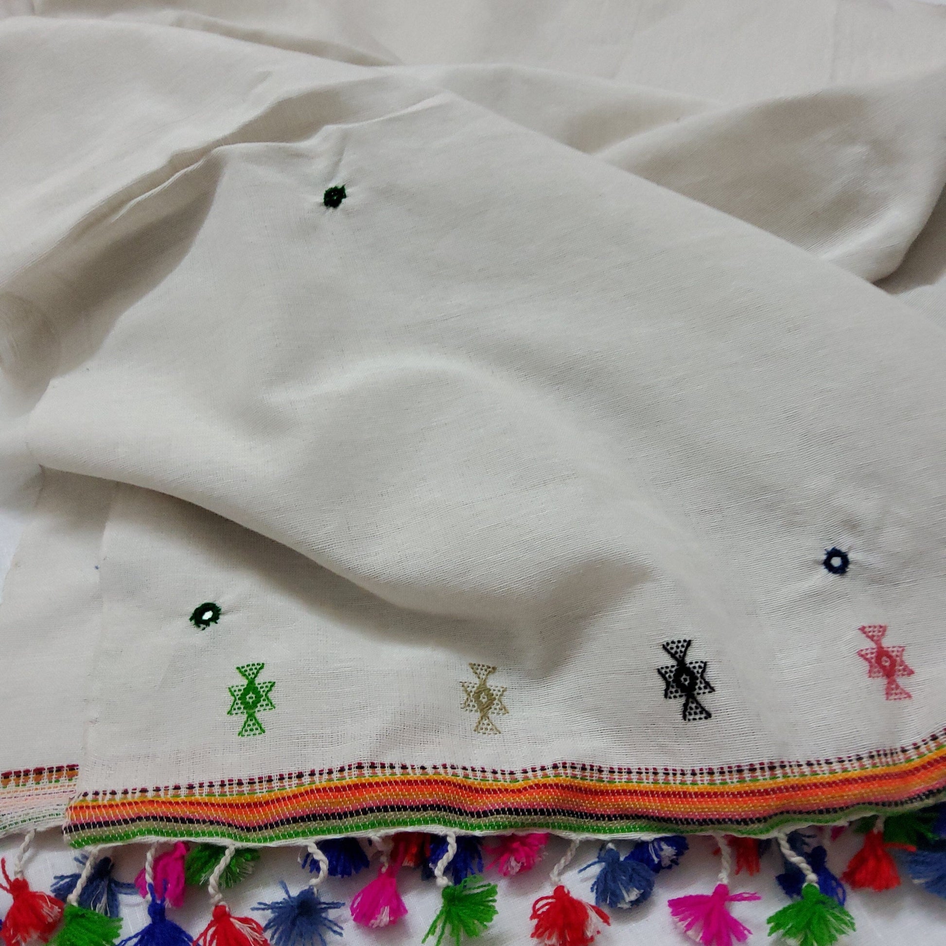 Off White Bhujodi Cotton Mirror Work Dupatta