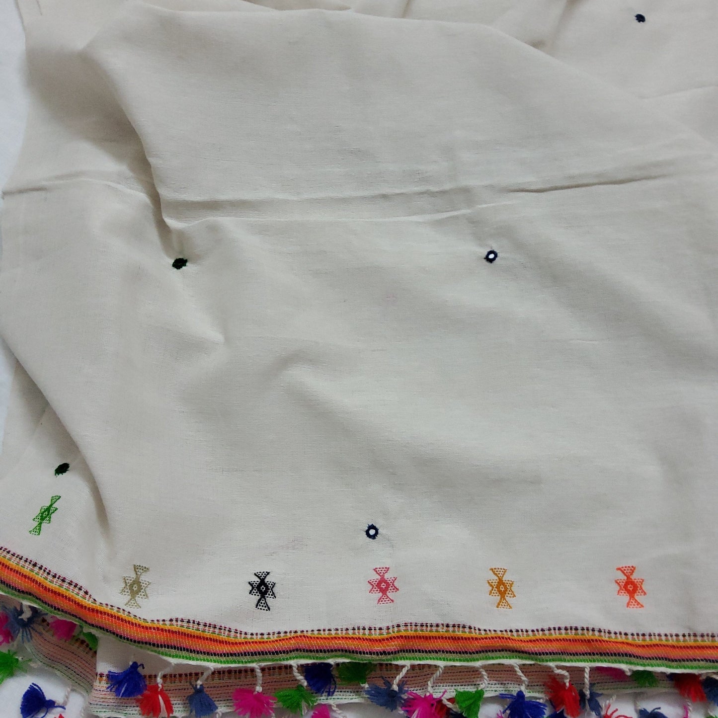 Off White Bhujodi Cotton Mirror Work Dupatta