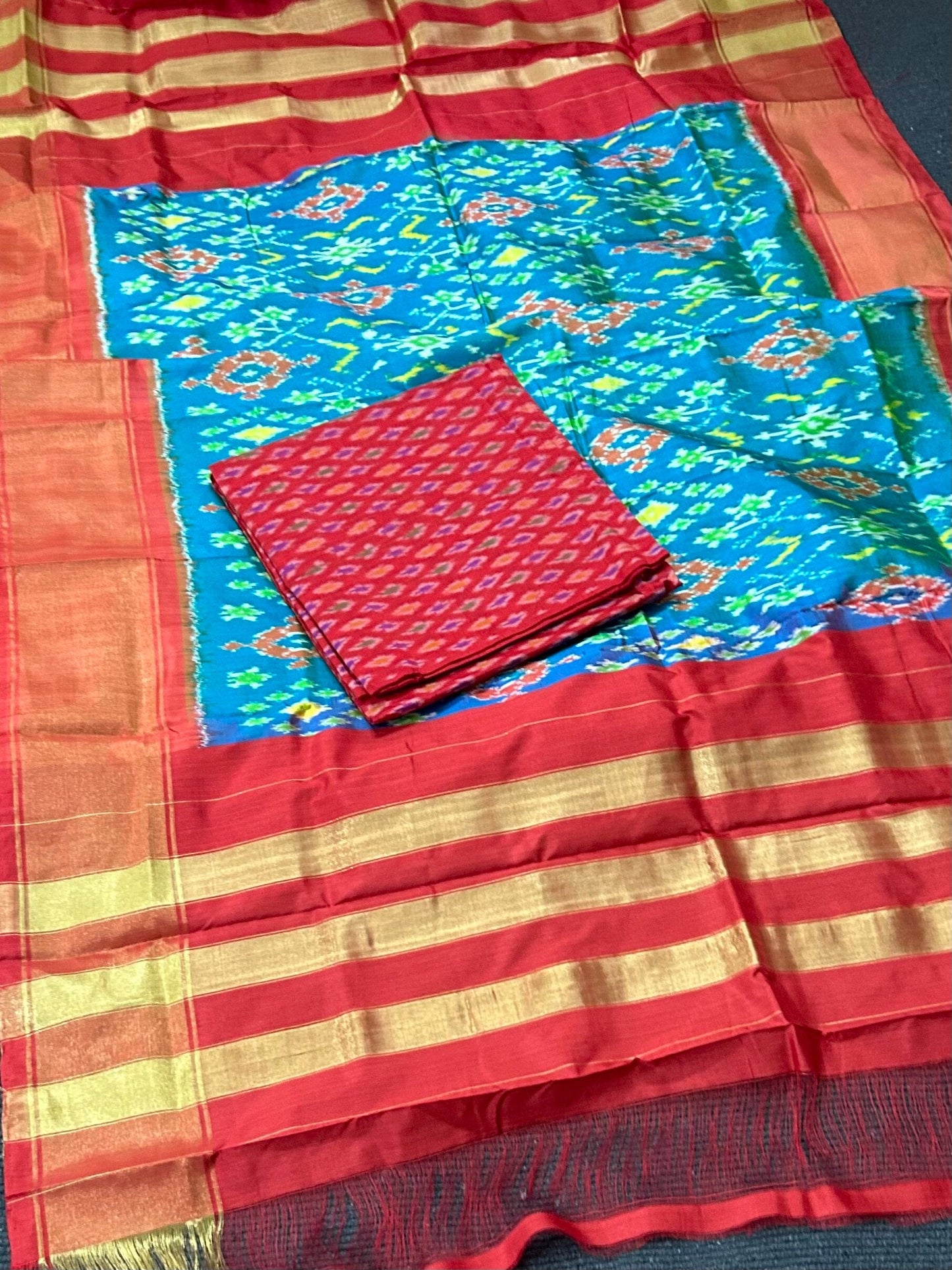 Pochampally Pure Silk Top Dupatta Set