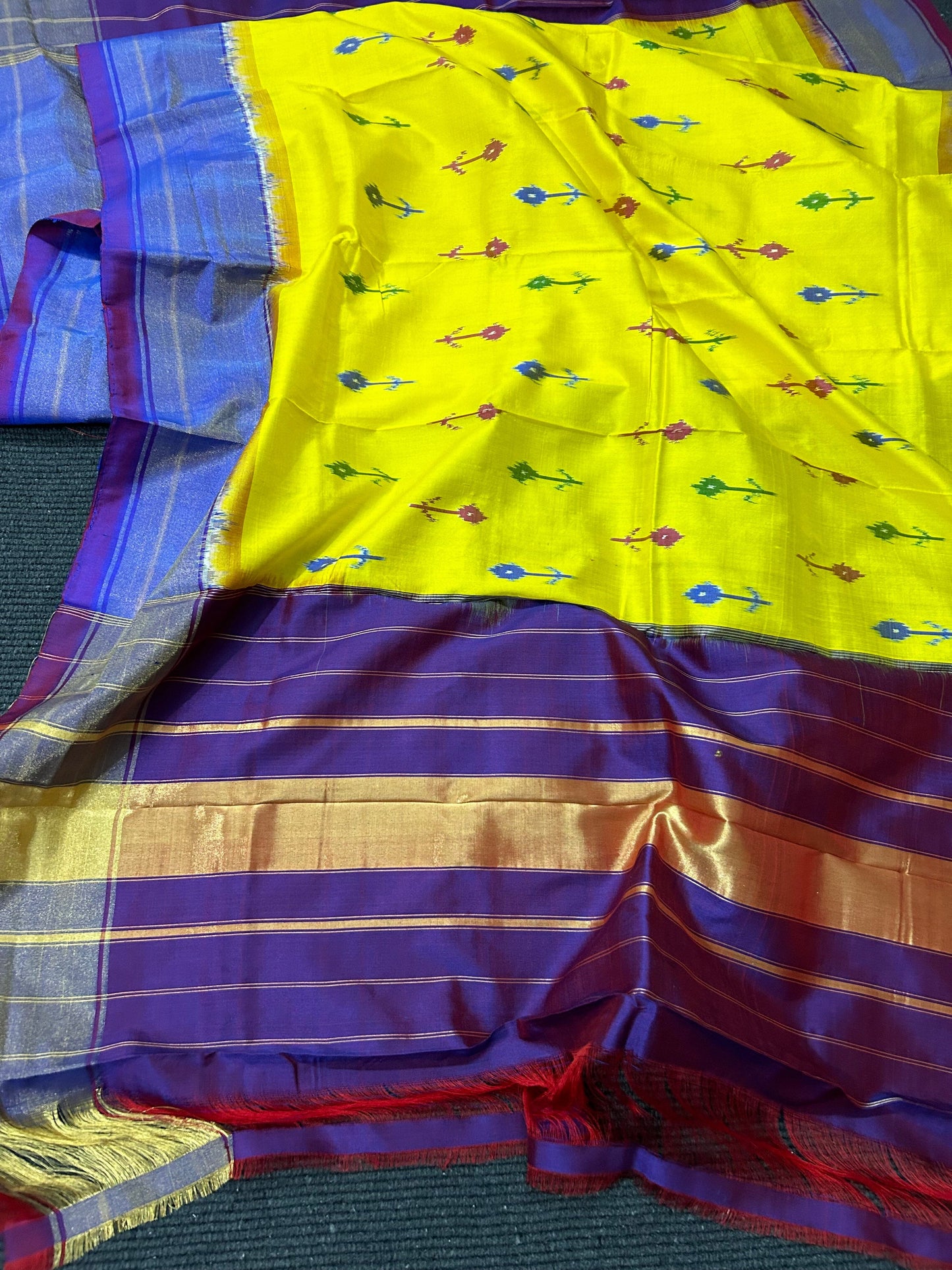 Pochampally Pure Silk Top Dupatta Set