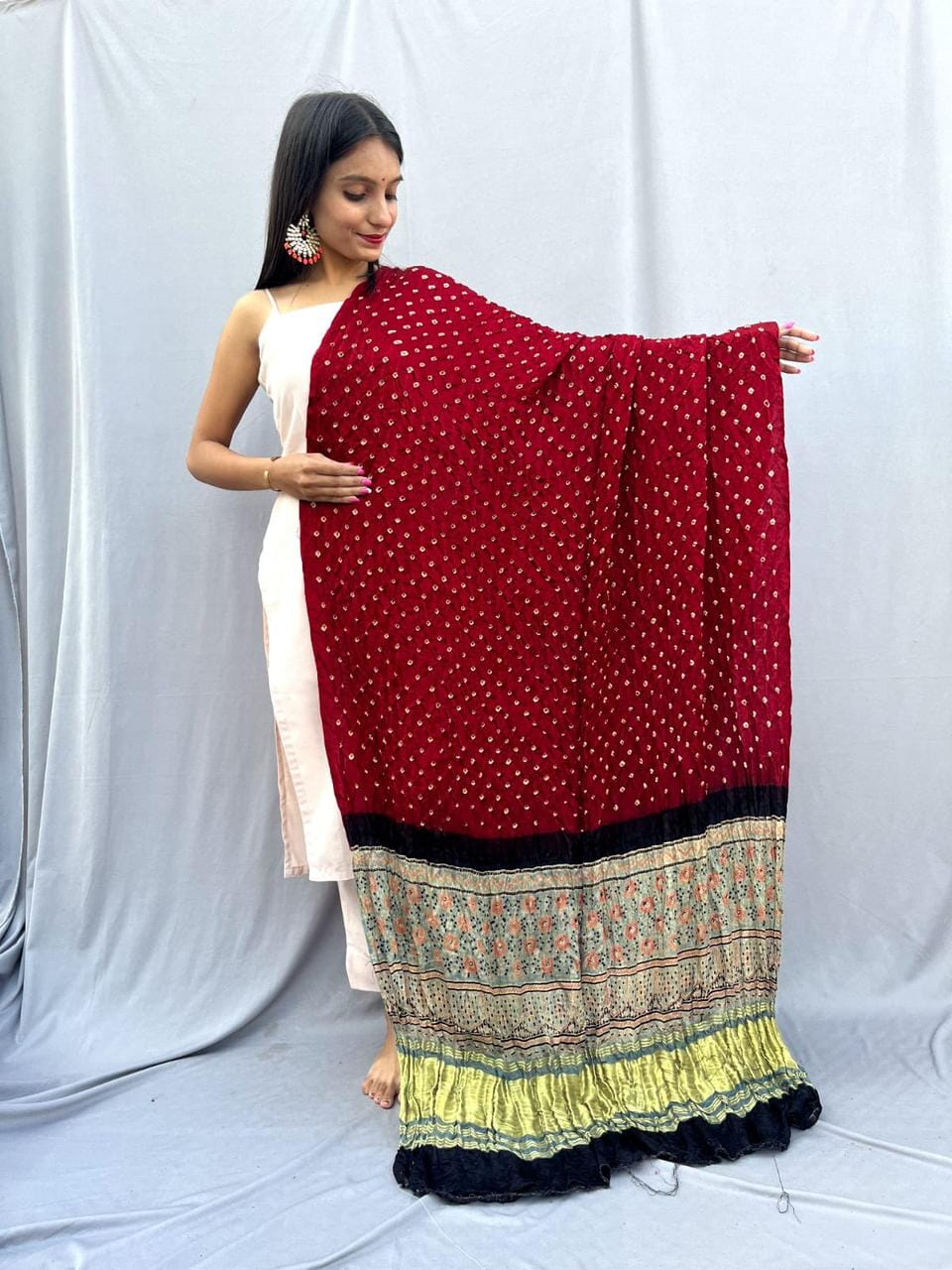 Pure GAJJI SILK bandhej Dupatta