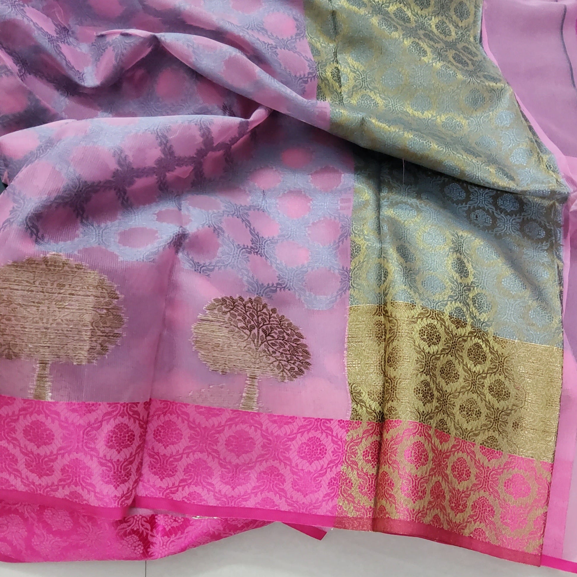Semi Kora Silk Saree with Weaving All Over