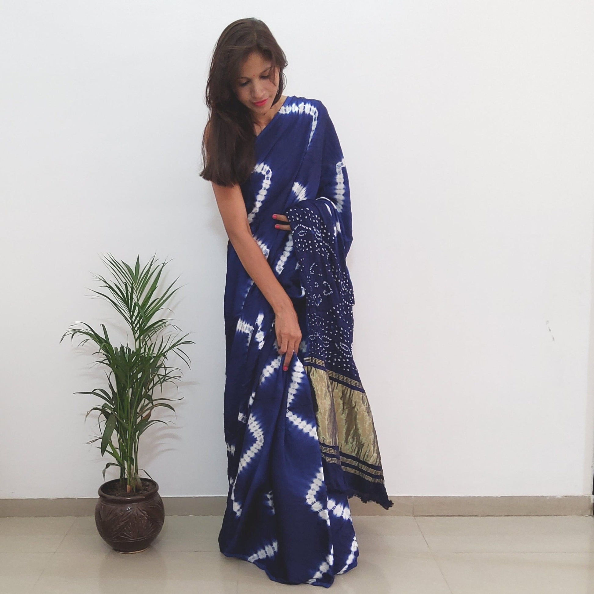 Shibori Modal Silk Saree with Tissue pallu