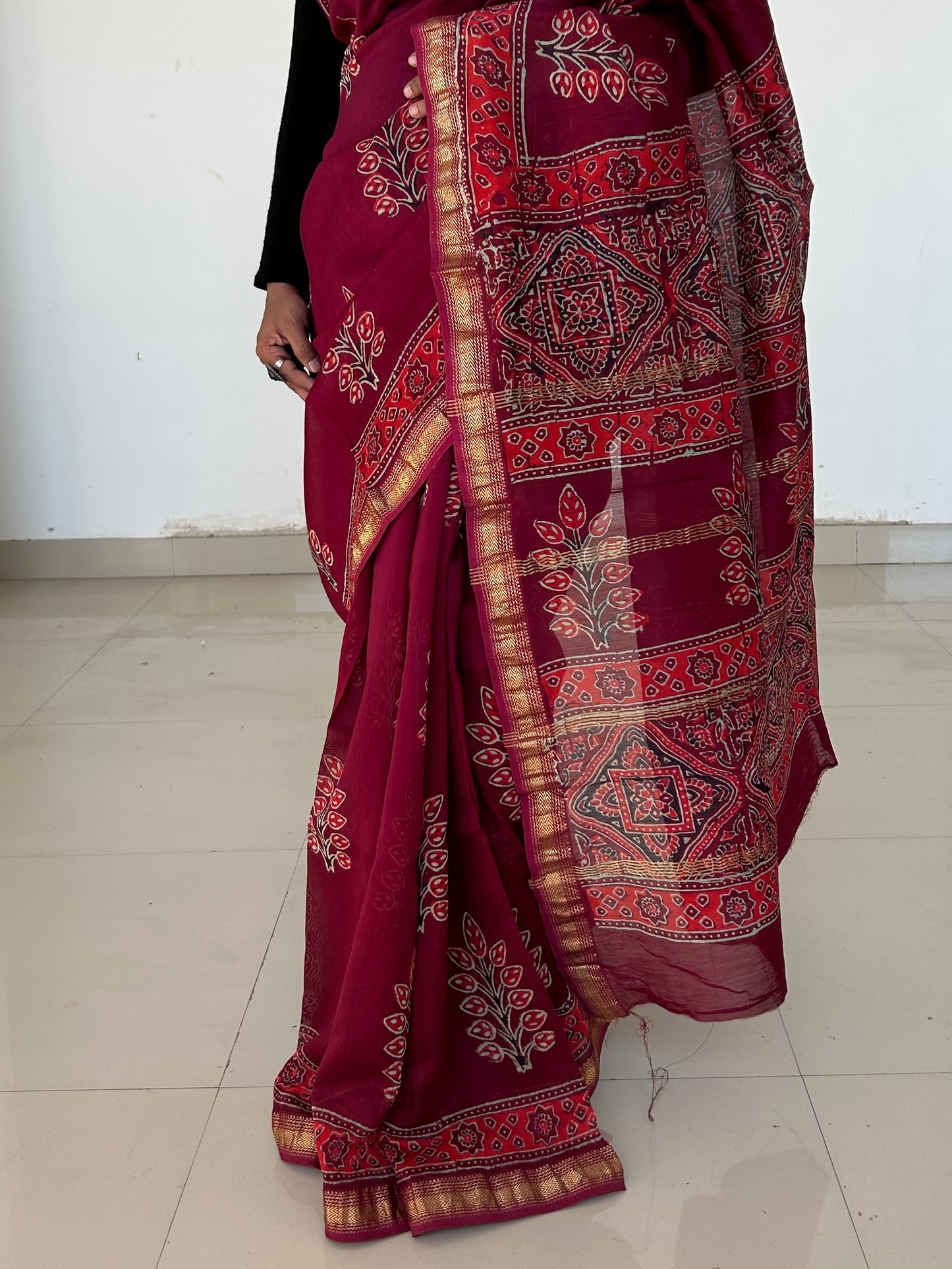 Hand Block Print Maheshwari Silk Cotton Saree *