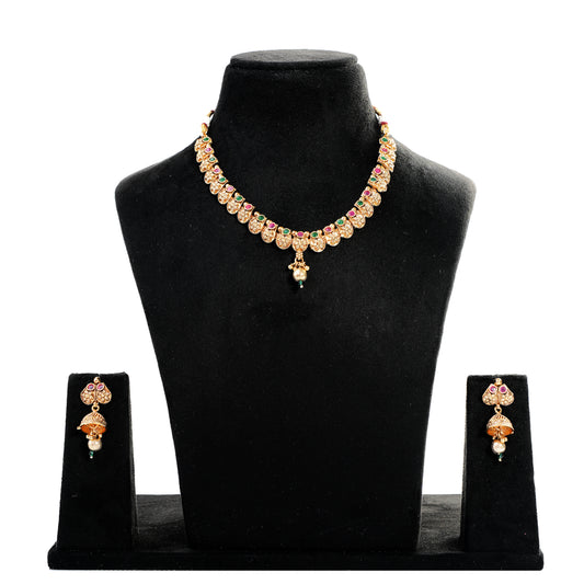 Necklace with Earrings in Gold Polish