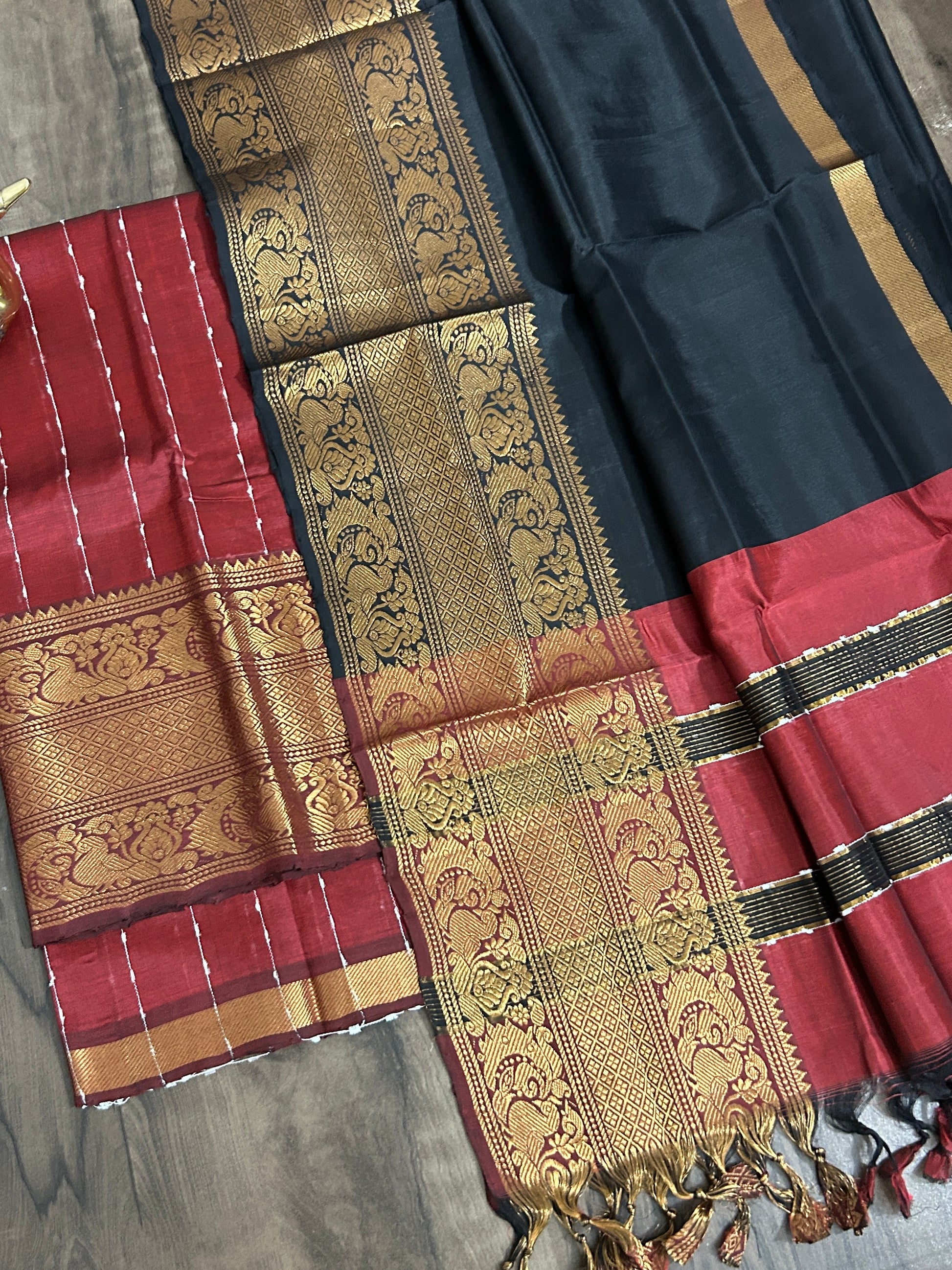 Mangalagiri Silk Dress Material with Kanchi Border