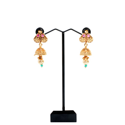 Necklace with Earrings in Gold Polish