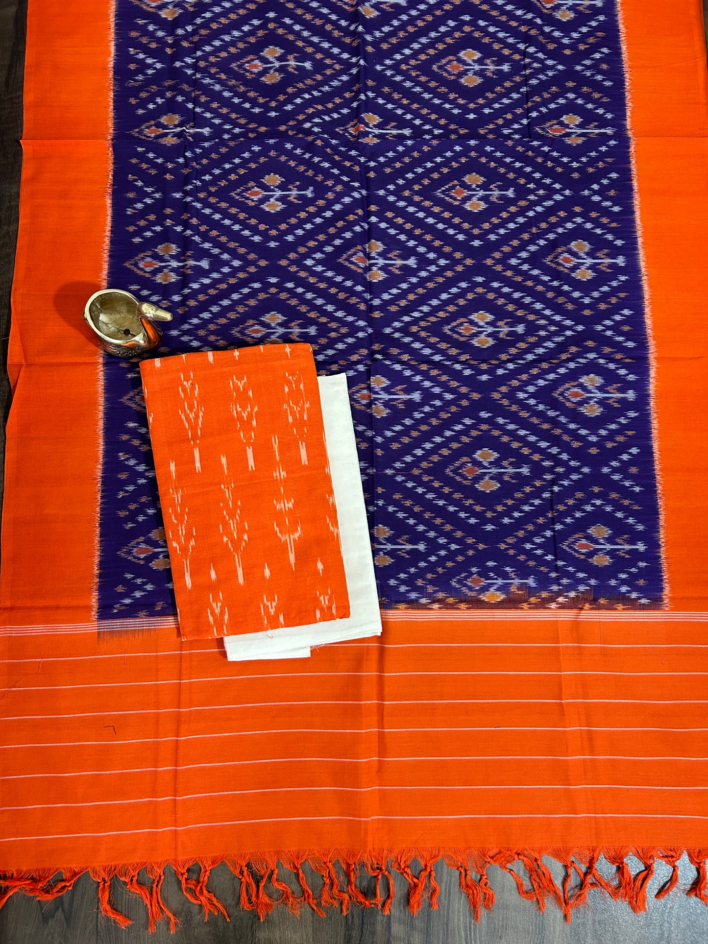 Duble Ikat Cotton Dress Materialvv