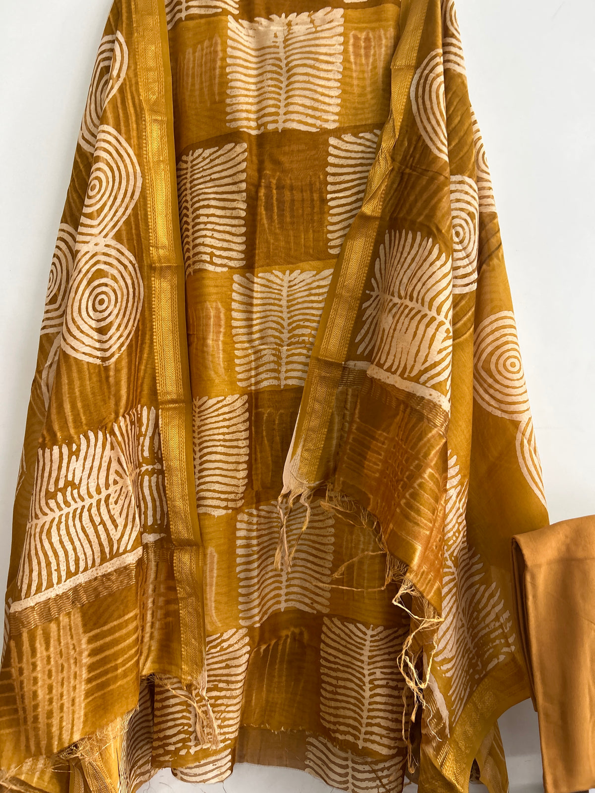 Hand Block Printed Maheshwari Silk Cotton Dress Material with Santoon bottom