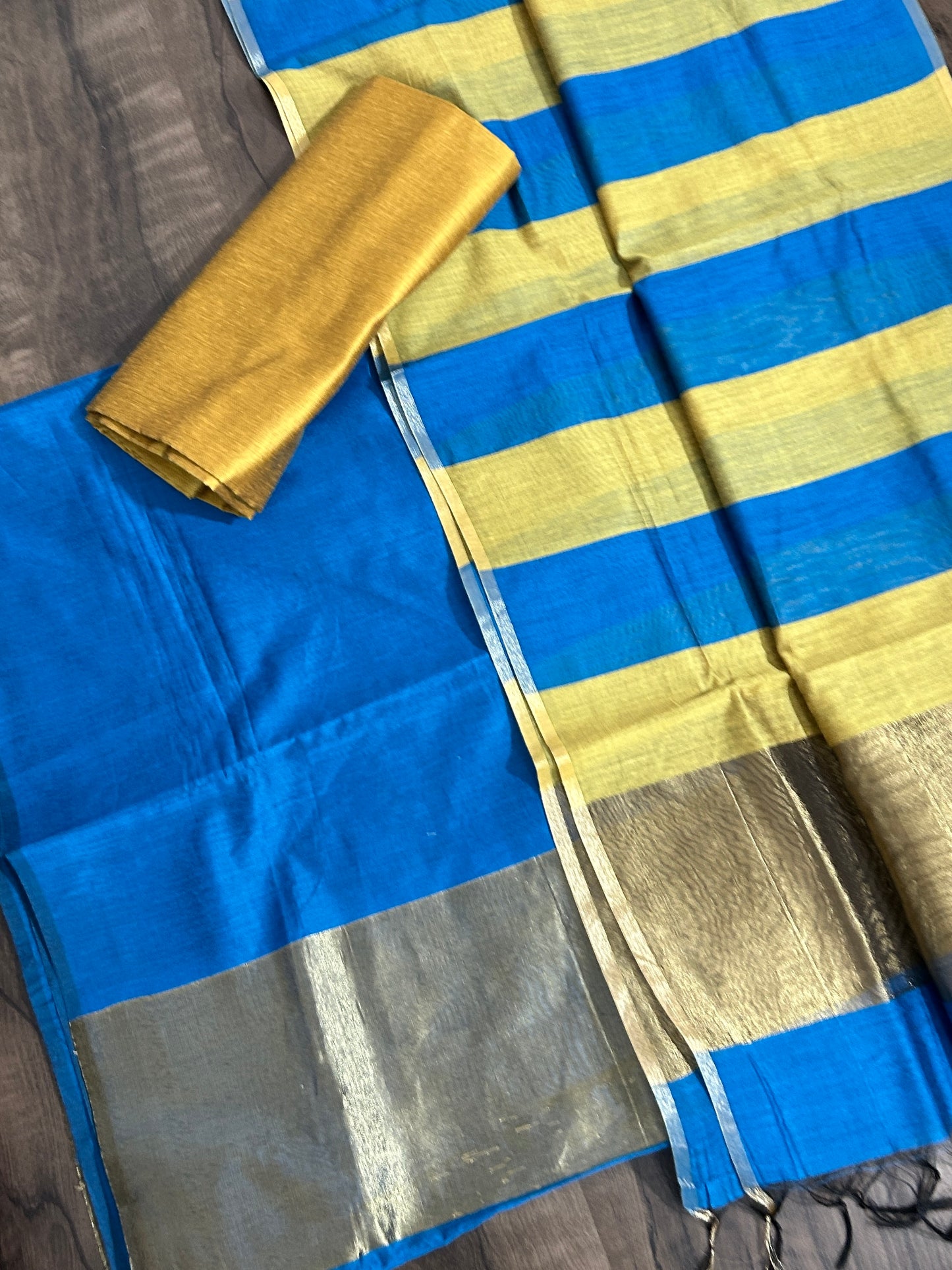 Maheshwari Silk Cotton Dress Material with Tissue pallu
