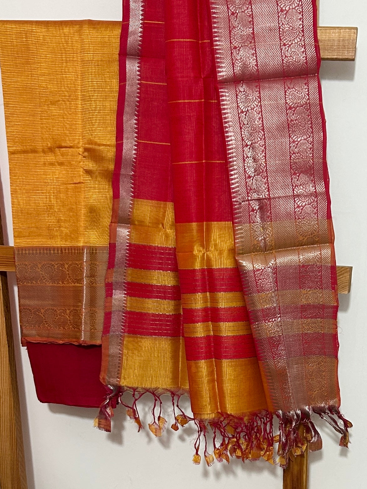 Mangalagiri Silk Dress Material with kanchi Border