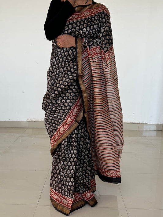 Hand Block Print Maheshwari Silk Cotton Saree with Gold zari Border *