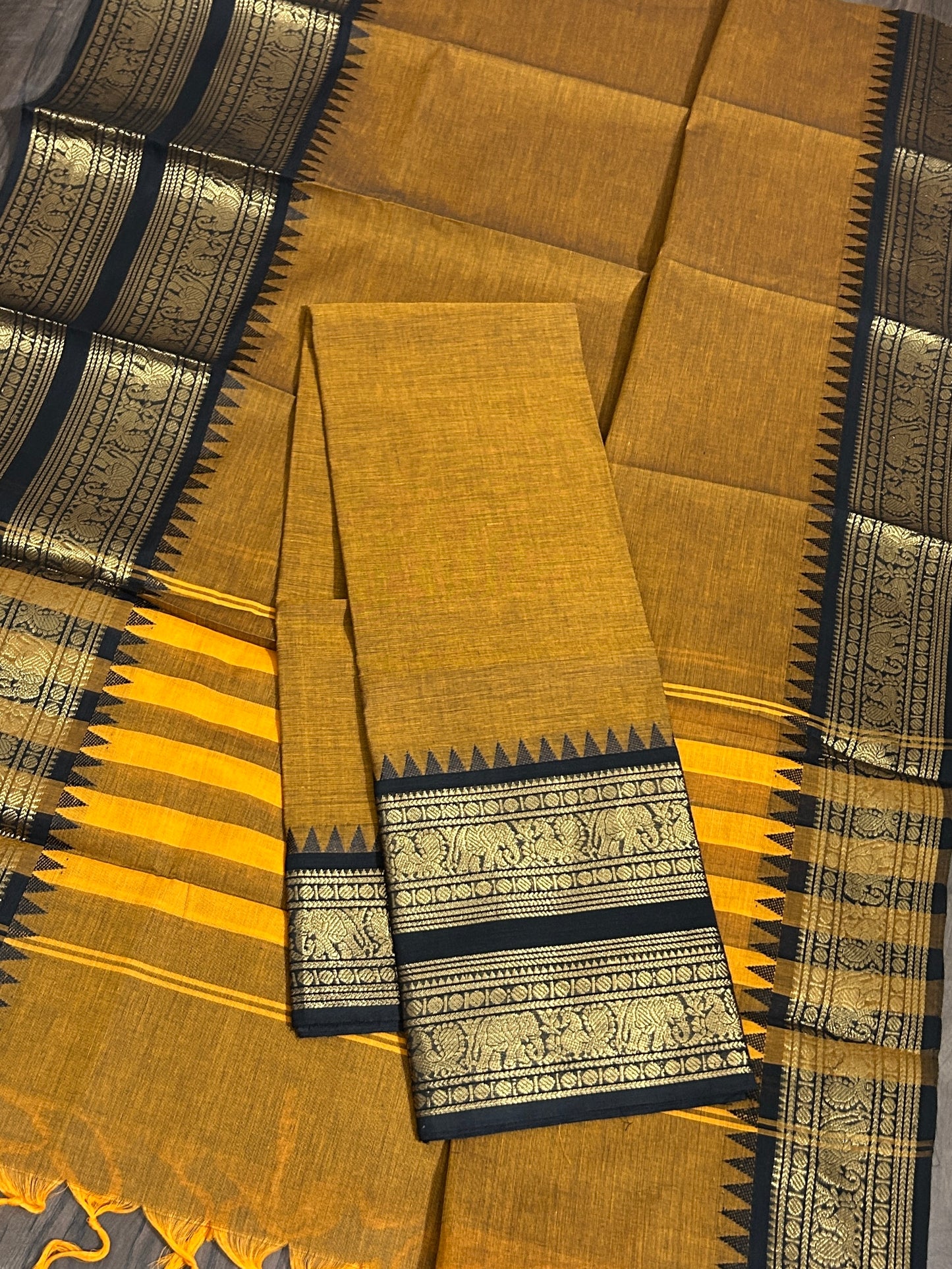 Kaanchi Cotton Dress Material