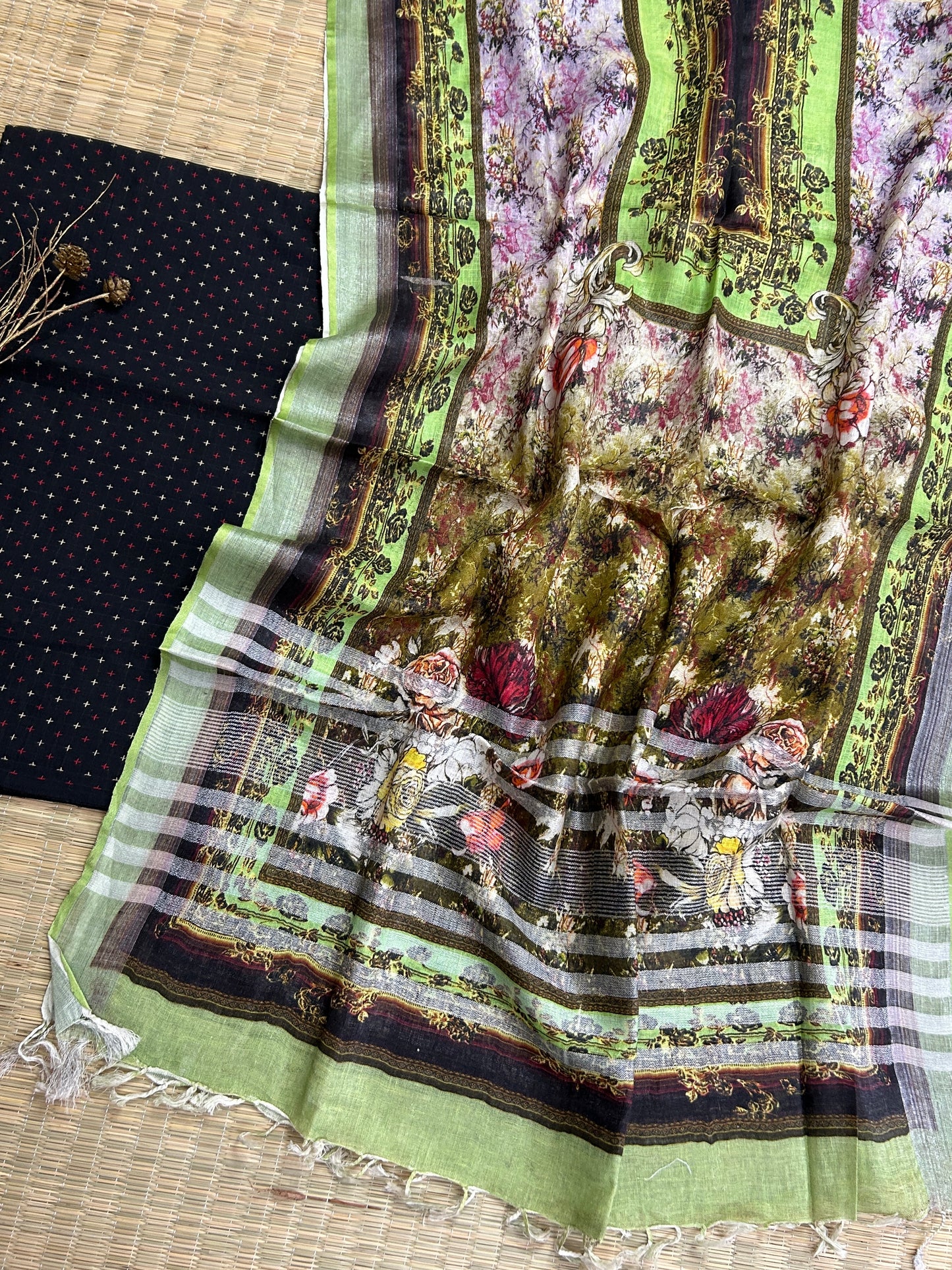 Handloom Cotton Weaving Bootis Top with Linen Dupatta