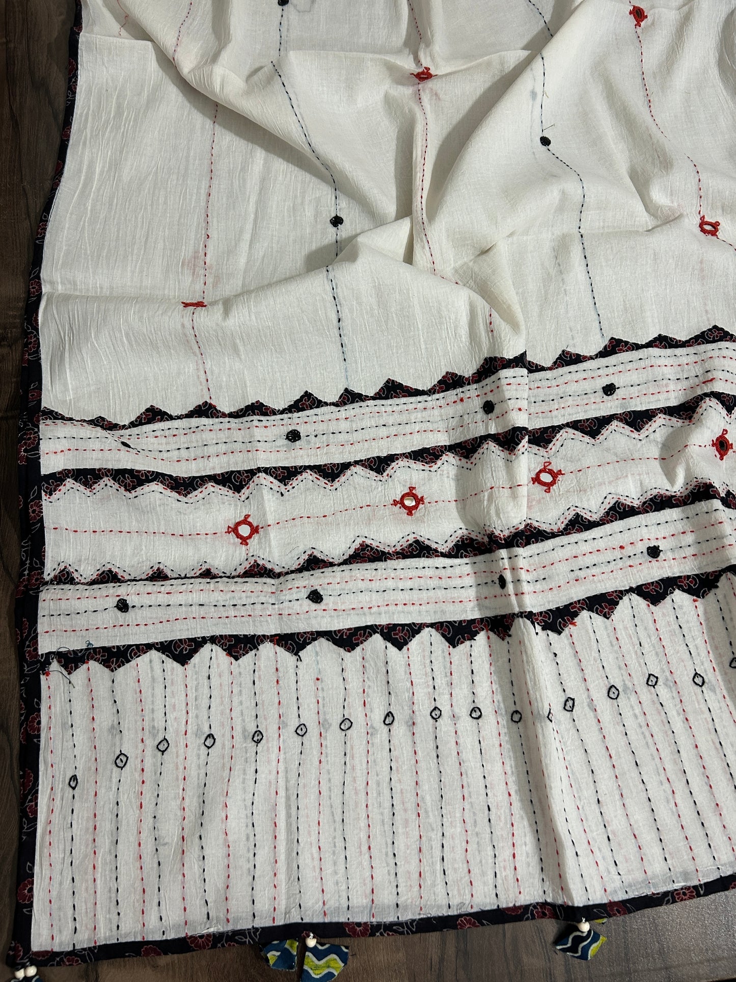 Appliqué and Mirror Work Cotton Dupatta
