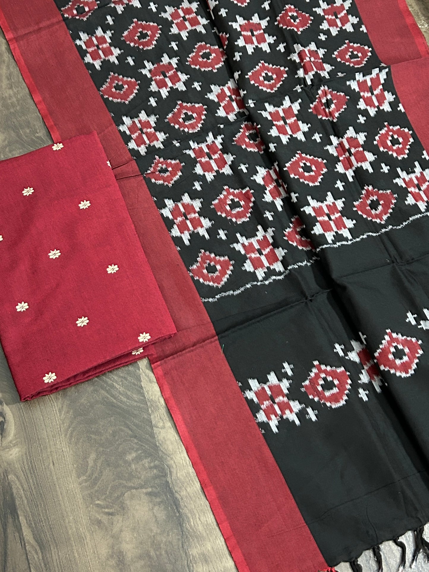 Handloom Cotton Weaving Booti Top with Ikat Cotton Dupatta